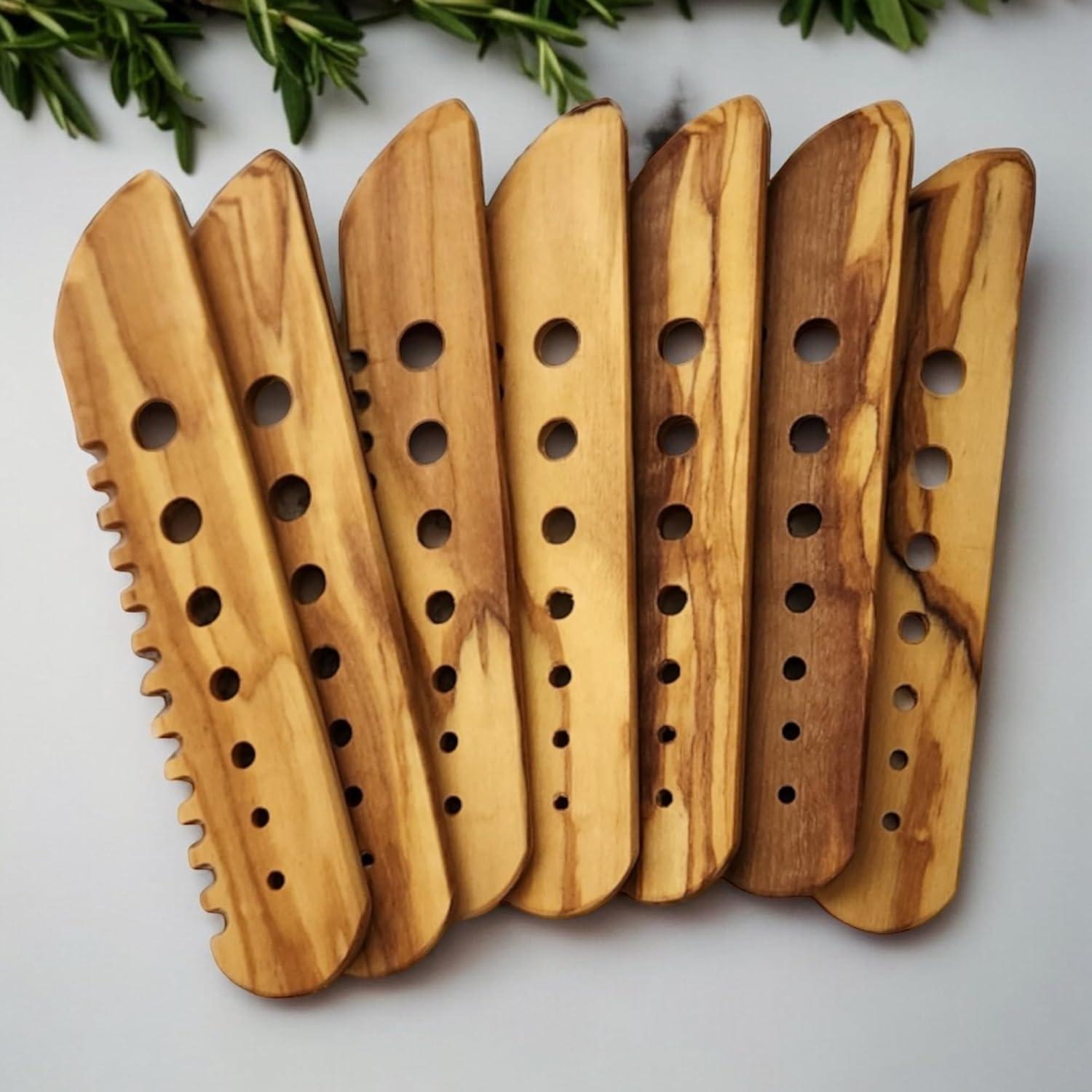 Herramienta de Deshojar Hierbas de Madera de Olivo Ecológica 15 cm