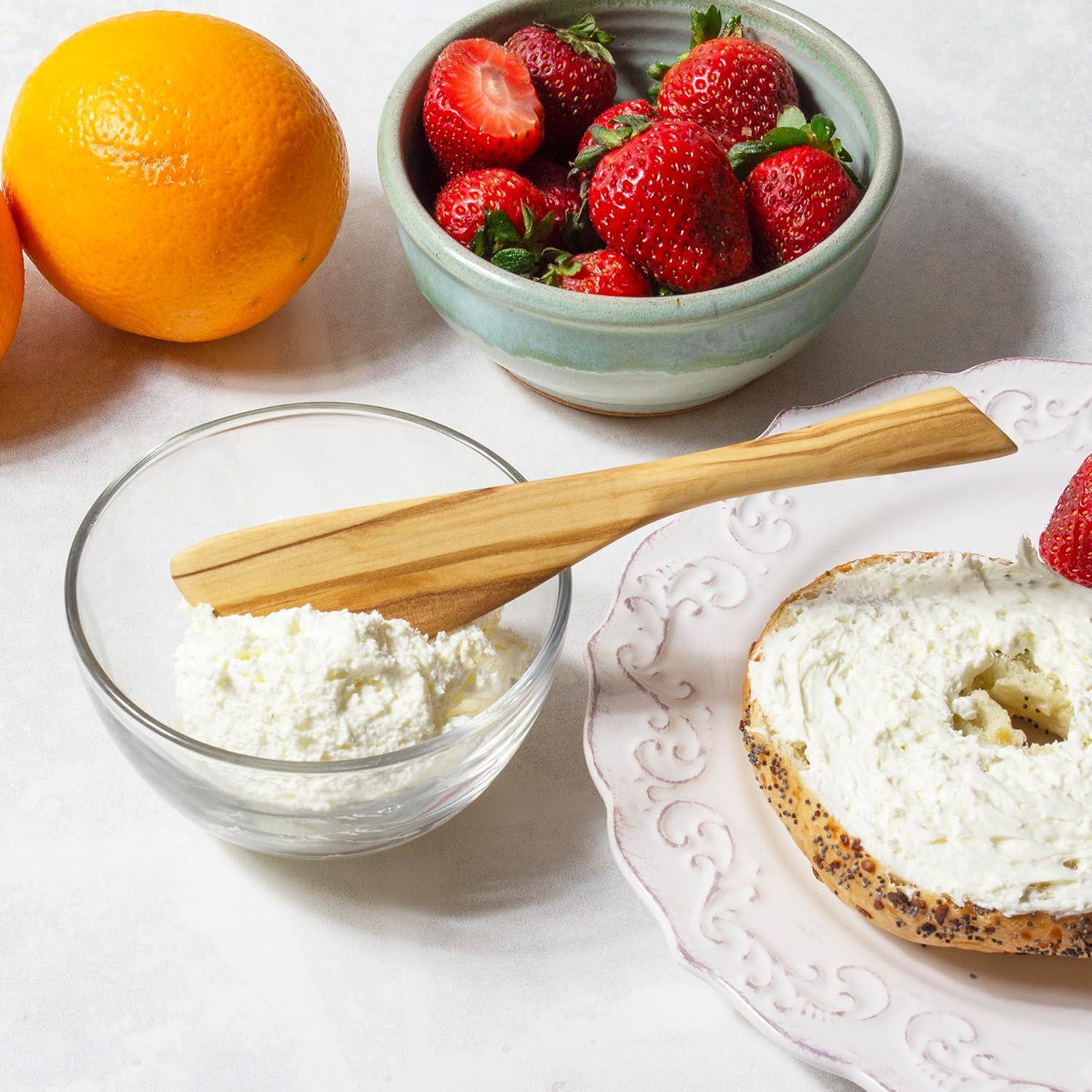 Cuchillo para Untar Queso de Madera de Olivo Totally Bamboo 17 cm