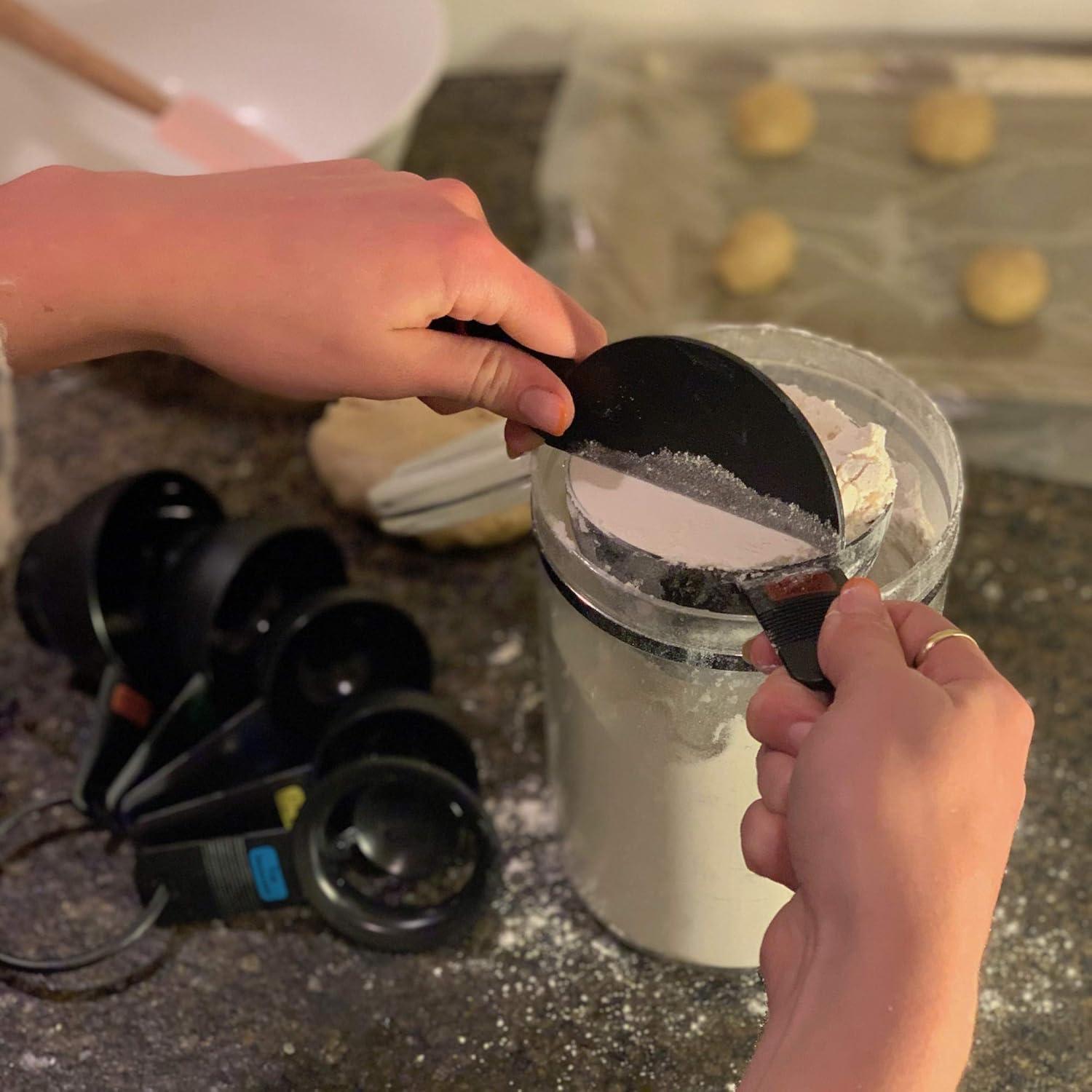 Conjunto de Tazas Medidoras Fox Run 4838 7 Piezas Negro