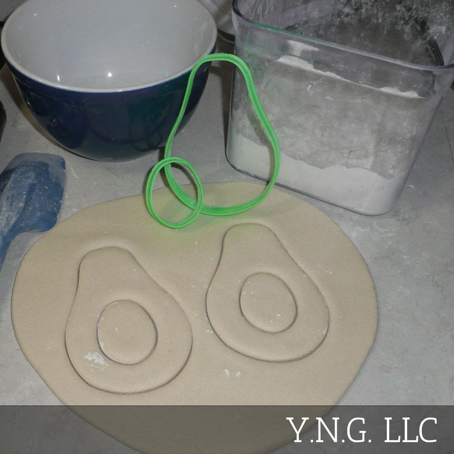 AVOCADO WITH PIT 2 PIECES GUACAMOLE MEXICAN FRUIT COOKIE CUTTER MADE IN USA PR3366