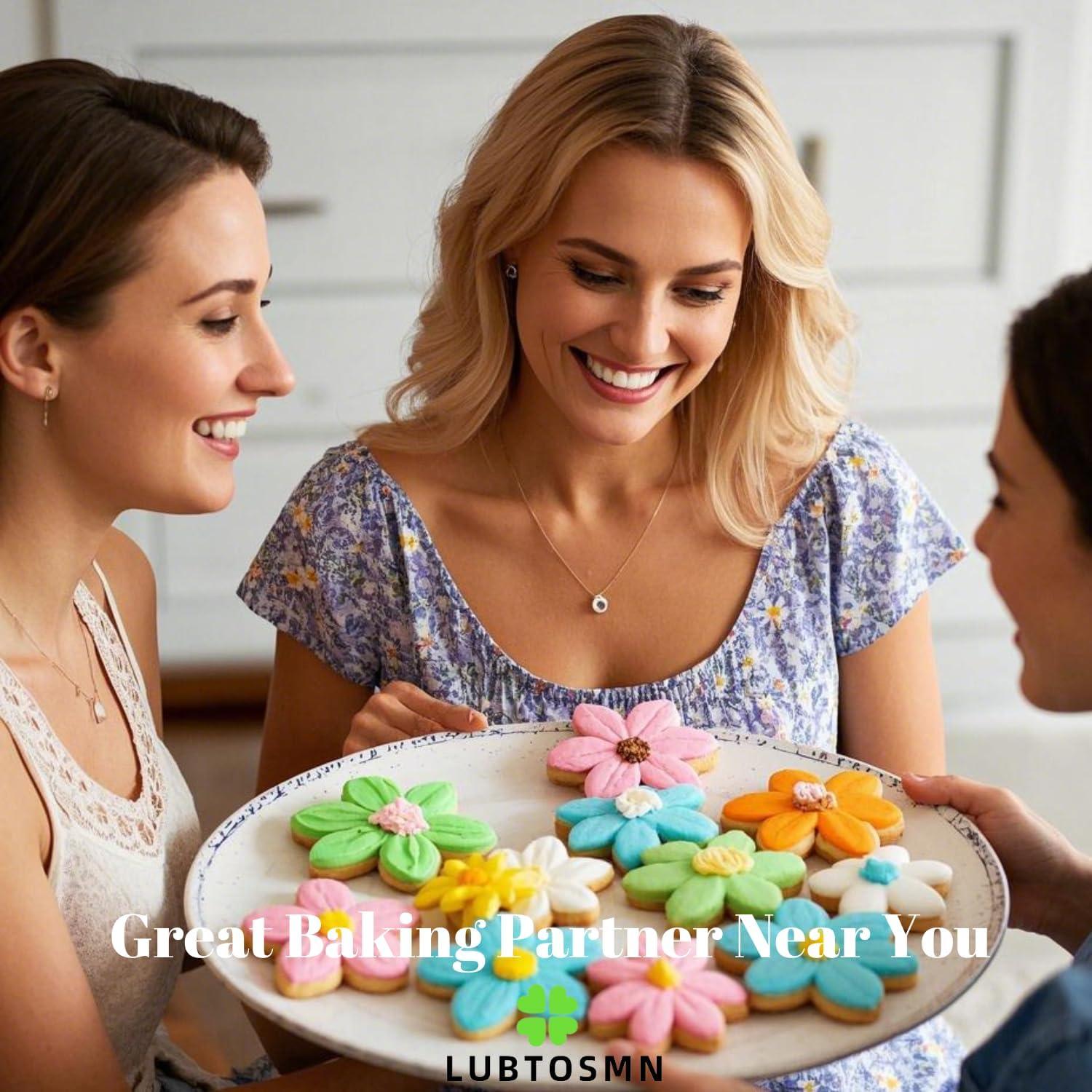 Juego de Cortadores de Galletas LUBTOSMN - 7 Piezas Flores