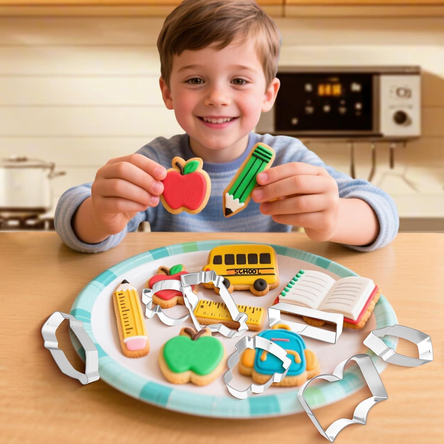 Juego de 9 Cortadores de Galletas Jremreo Escolar Acero Inoxidable