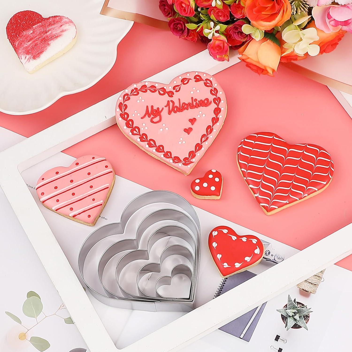 Juego de Cortadores de Galletas Corazón BakingWorld - 5 Piezas