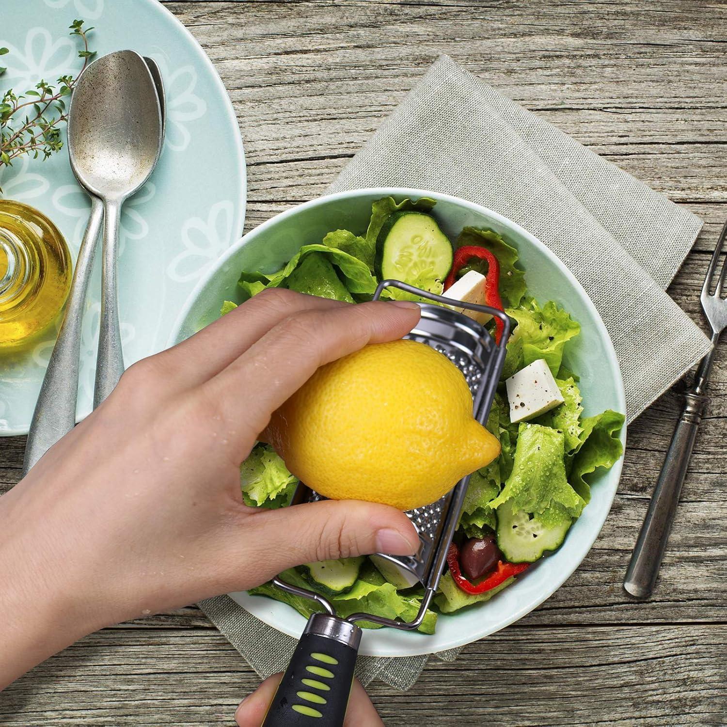 Juego de Ralladores de Mano Beardo Decor - Acero Inoxidable 3 Piezas