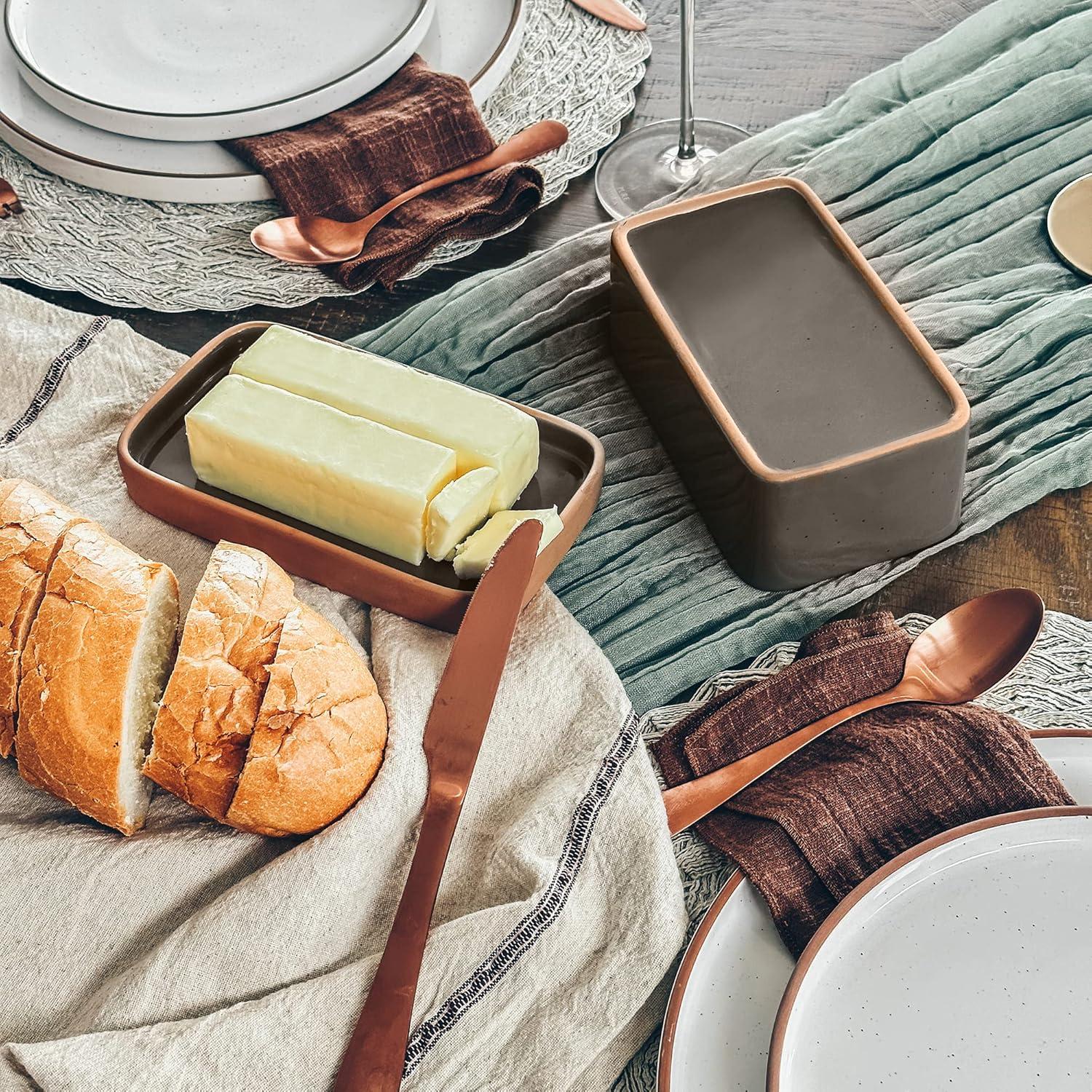 Plato de Mantequilla Mora Ceramics 2 en 1 con Tapa 503.5 ml