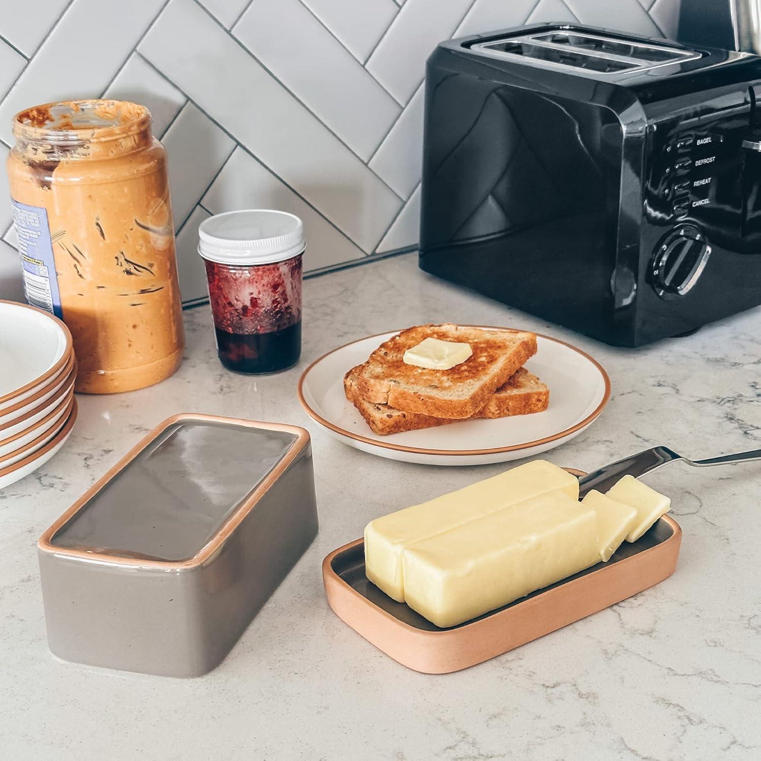 Plato de Mantequilla Mora Ceramics 2 en 1 con Tapa 503.5 ml