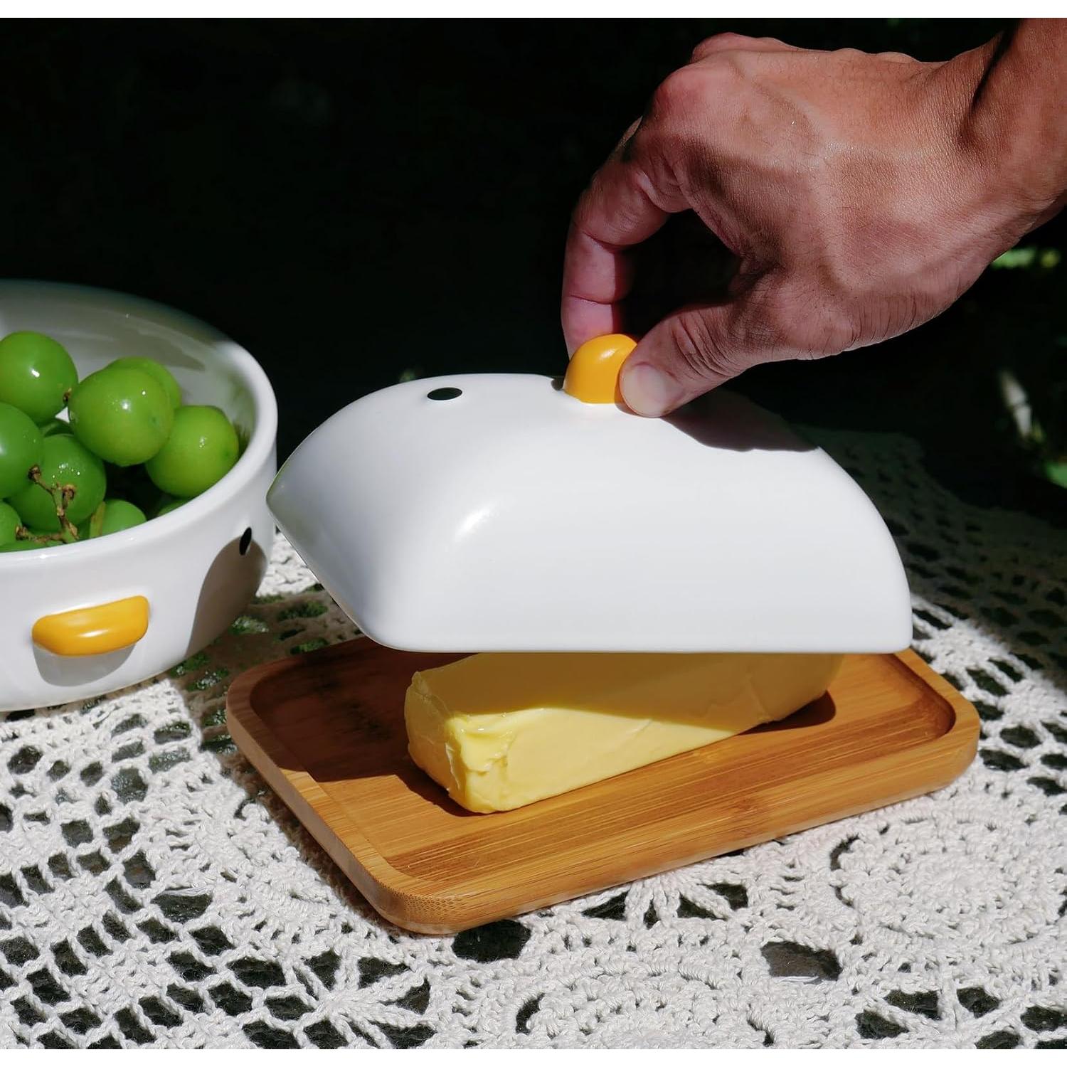 Plato de Mantequilla PURROOM con Tapa de Porcelana y Bandeja de Bambú