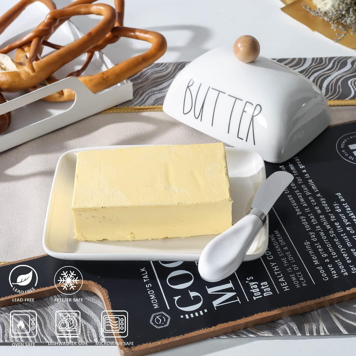 Plato para Mantequilla Oskas con Tapa Cerámica Blanca 17.8x12.4cm