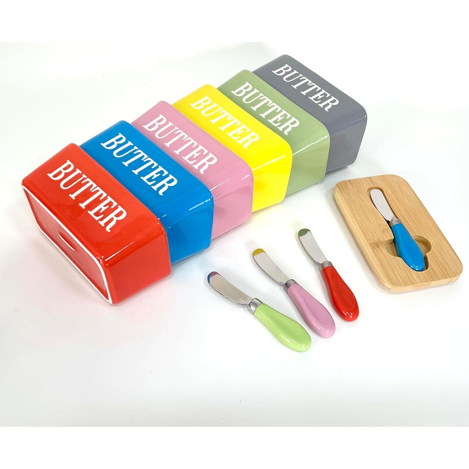 Plato de Mantequilla Domini Rosa con Tapa y Cuchillo 16.5x10.2cm