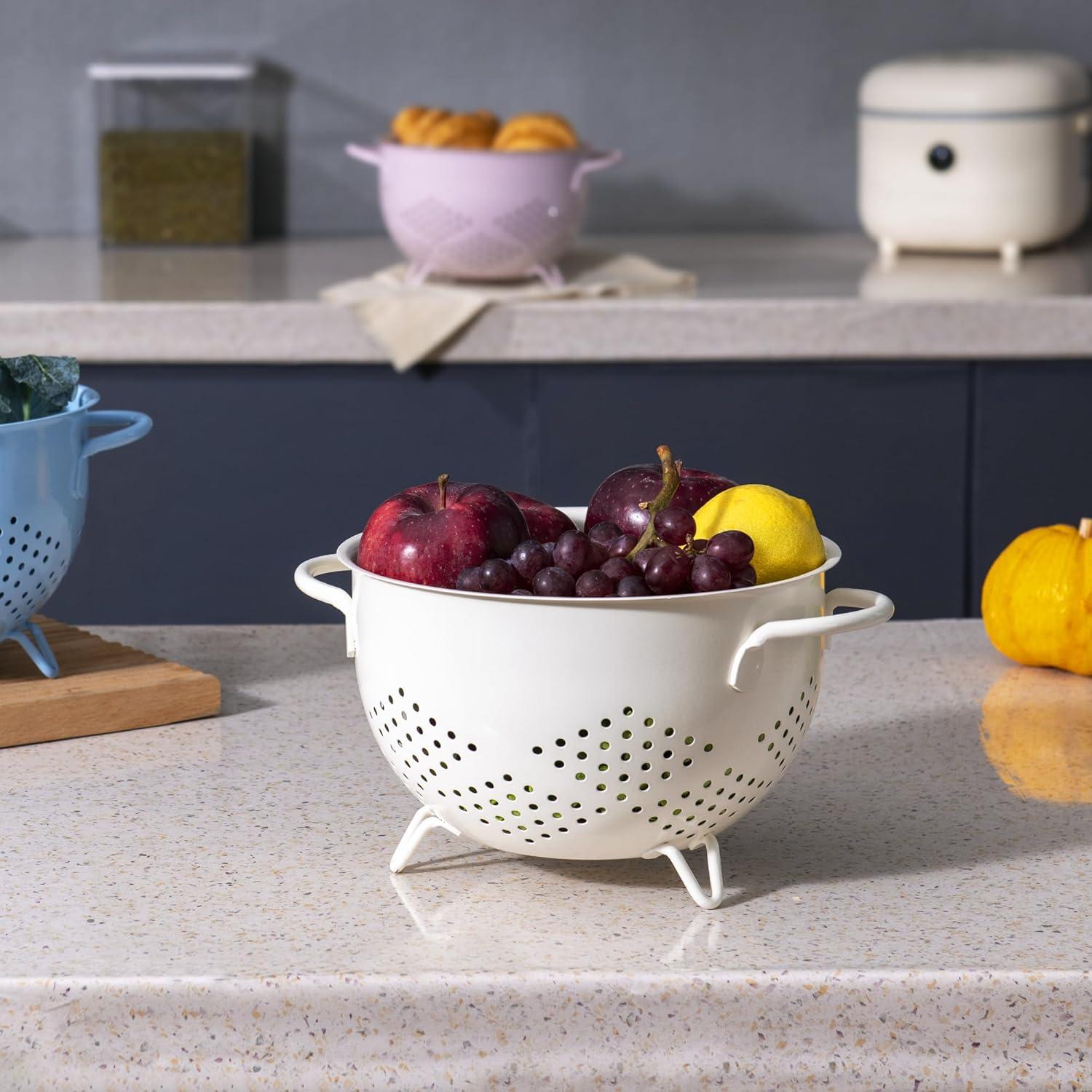 Colador de Metal BeFare 4.54L con Base y Doble Mango Crema