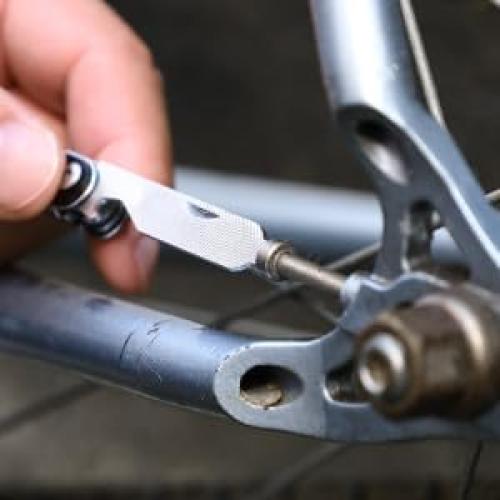 Cortauñas Multiherramienta OUTU 5-en-1 con Lima y Abrebotellas