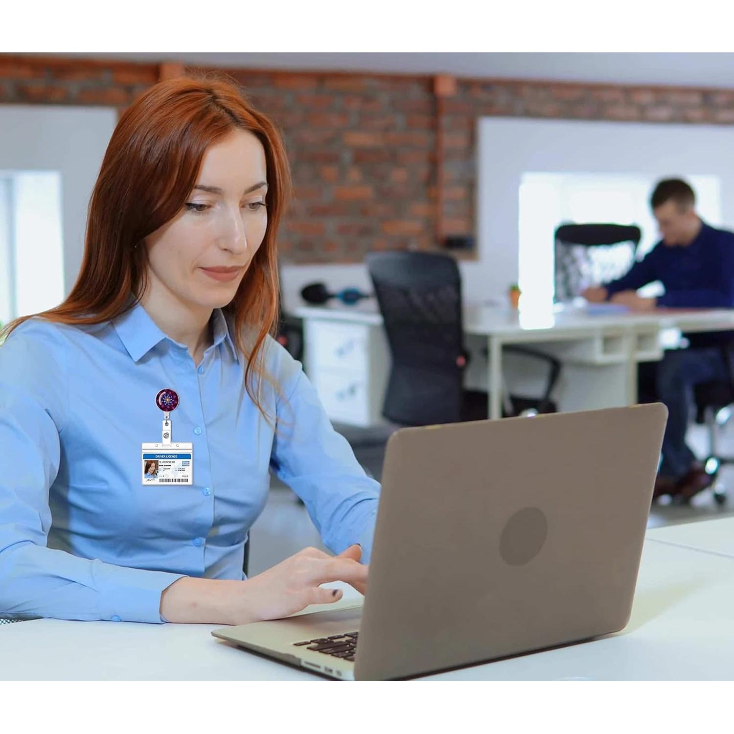 Paquete de 16 Portabrochuras Retráctiles SYNLIN Multicolor