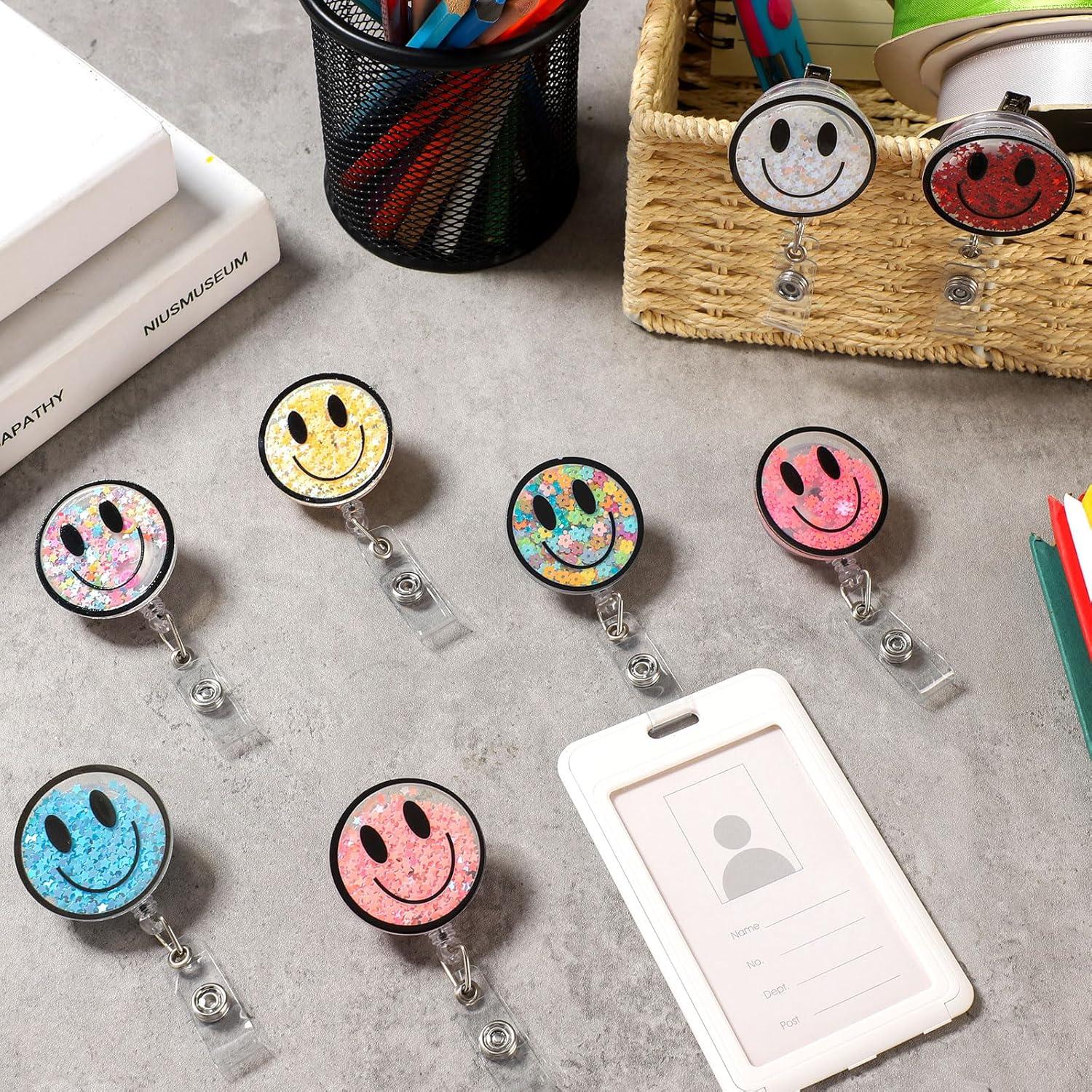 18 Portatarjetas Retráctiles Glenmal con Carita Sonriente