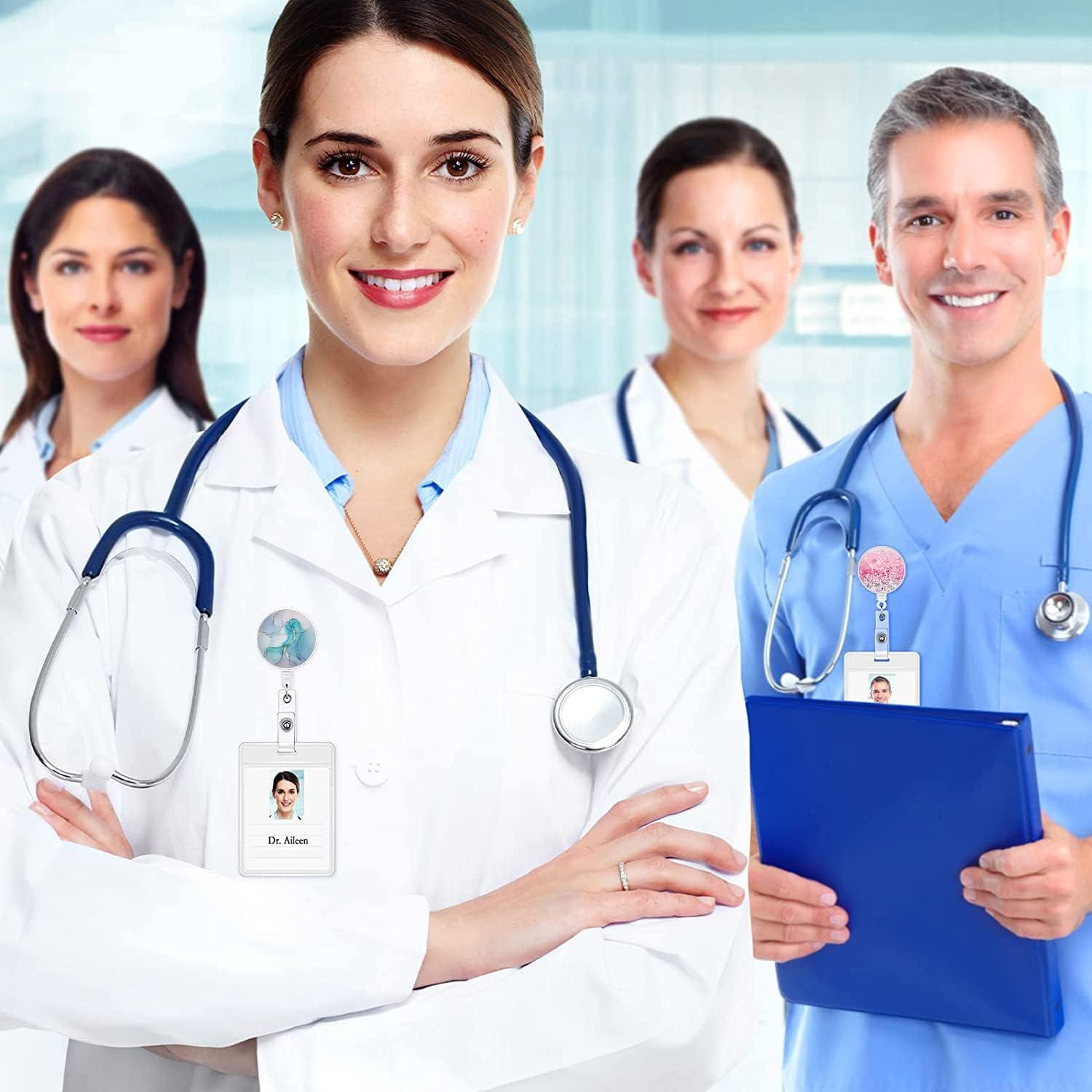 Porta Credencial Retráctil Yecitona con Clip Cocodrilo Cristal