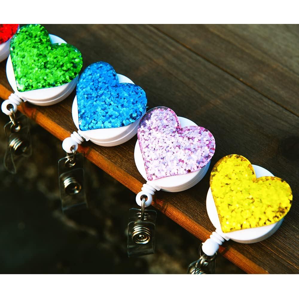 Paquete de 12 Reels Retráctiles Insignia Corazón Brillante Qinsuee