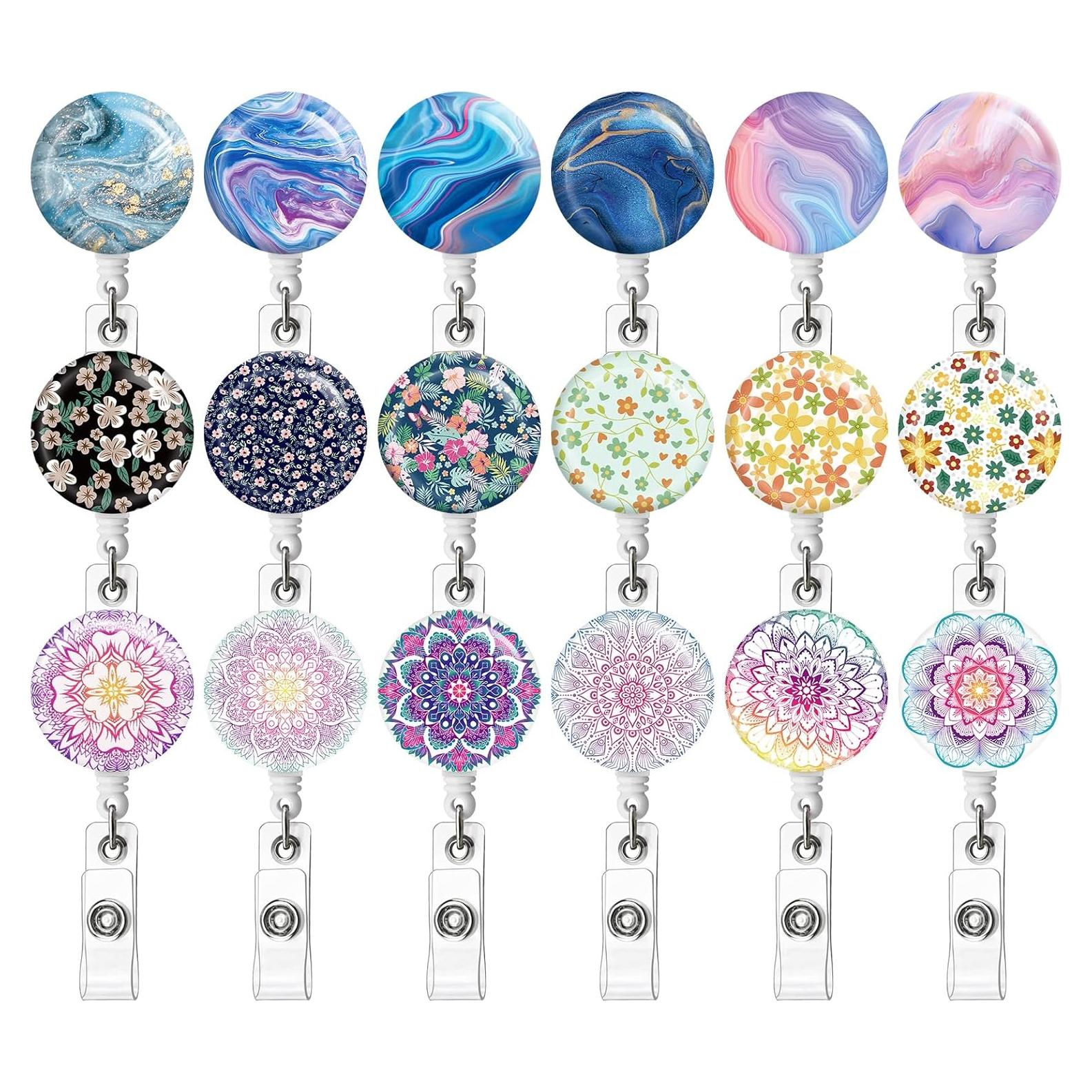 18 Portatarjetas Retráctiles Koorito con Clip Resistente