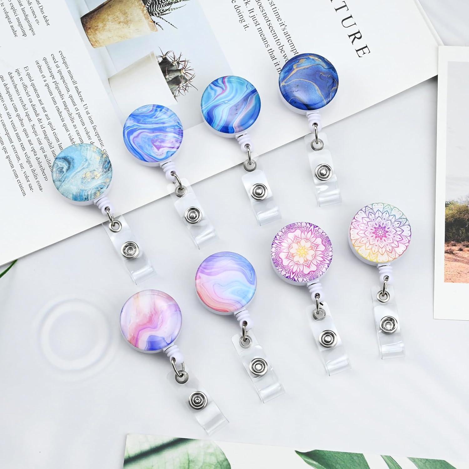 18 Portatarjetas Retráctiles Koorito con Clip Resistente