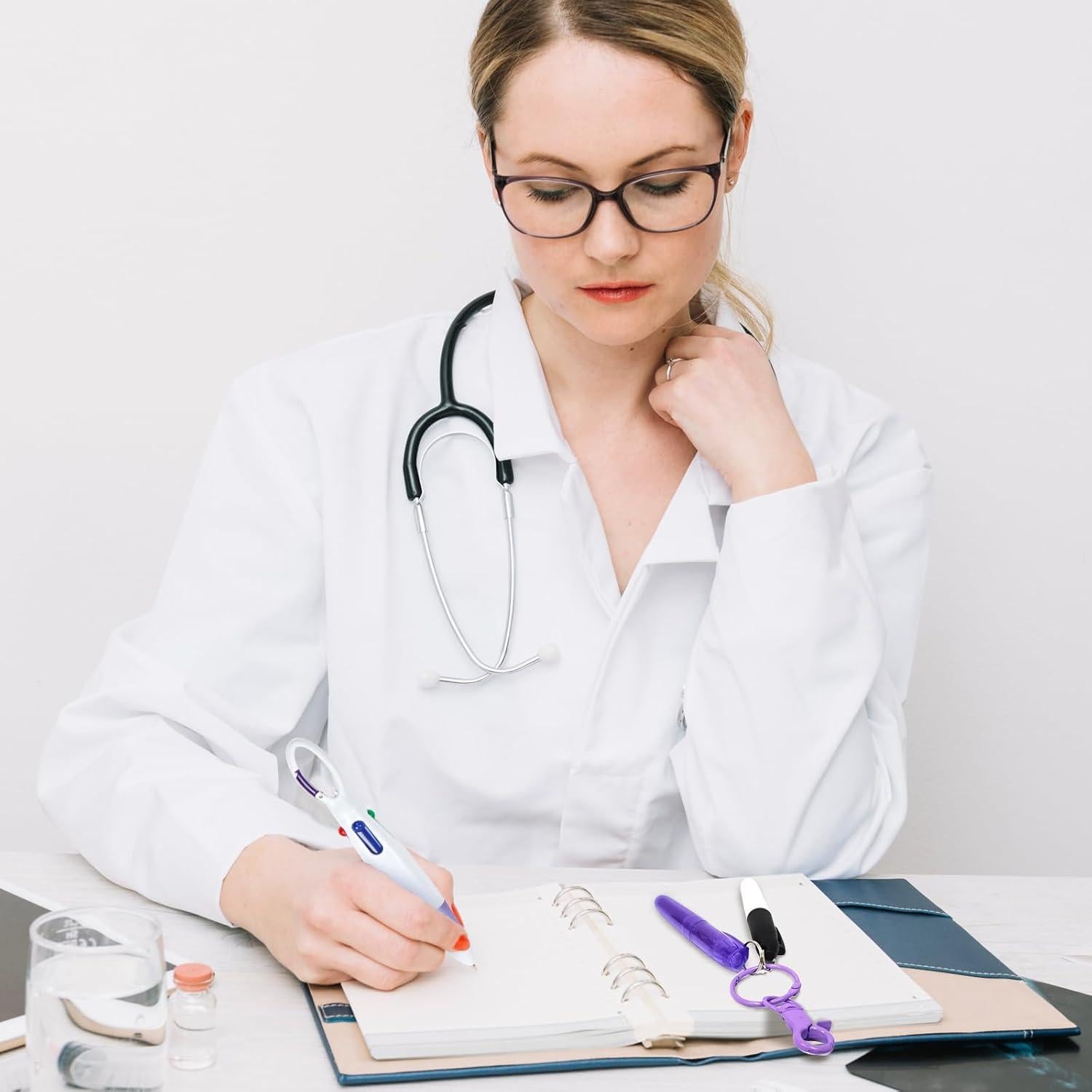 Juego de bolígrafos para enfermera AEDOVE, 24 piezas multicolor