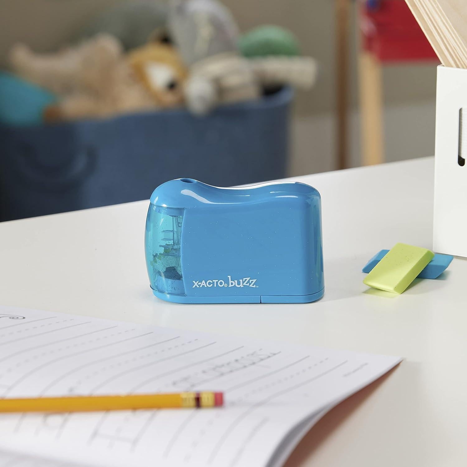 Sacapuntas Eléctrico X-ACTO Buzz a Batería, Colores Variados