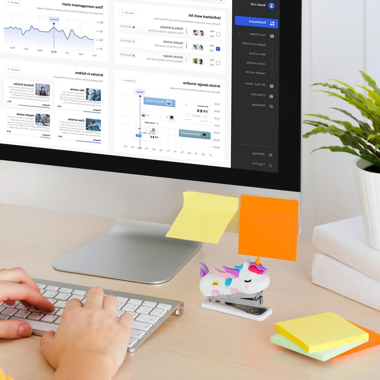 Grapadora Mini Portátil LALAFINA Diseño Caricatura 7x5.6cm