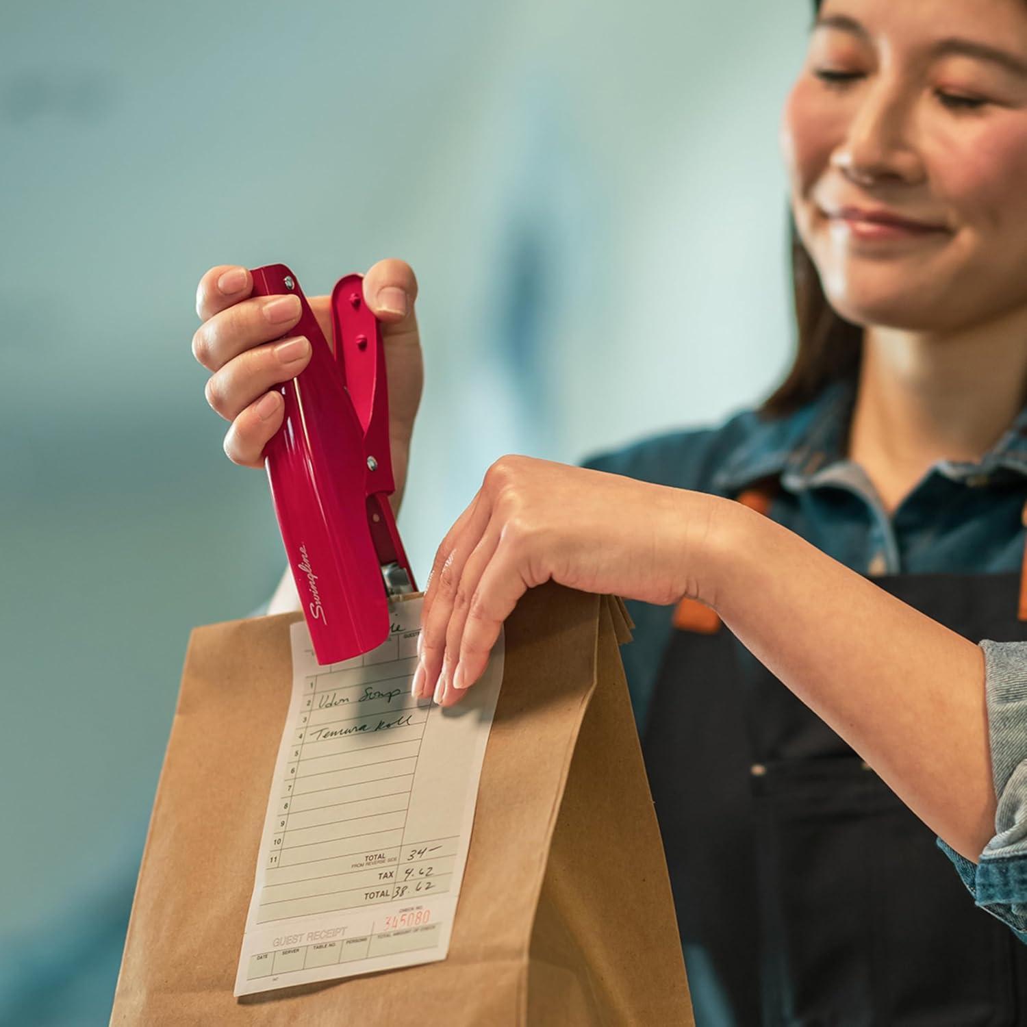 Grapadora de Mano Swingline Rojo Río Metal 25 Hojas Sin Atascos