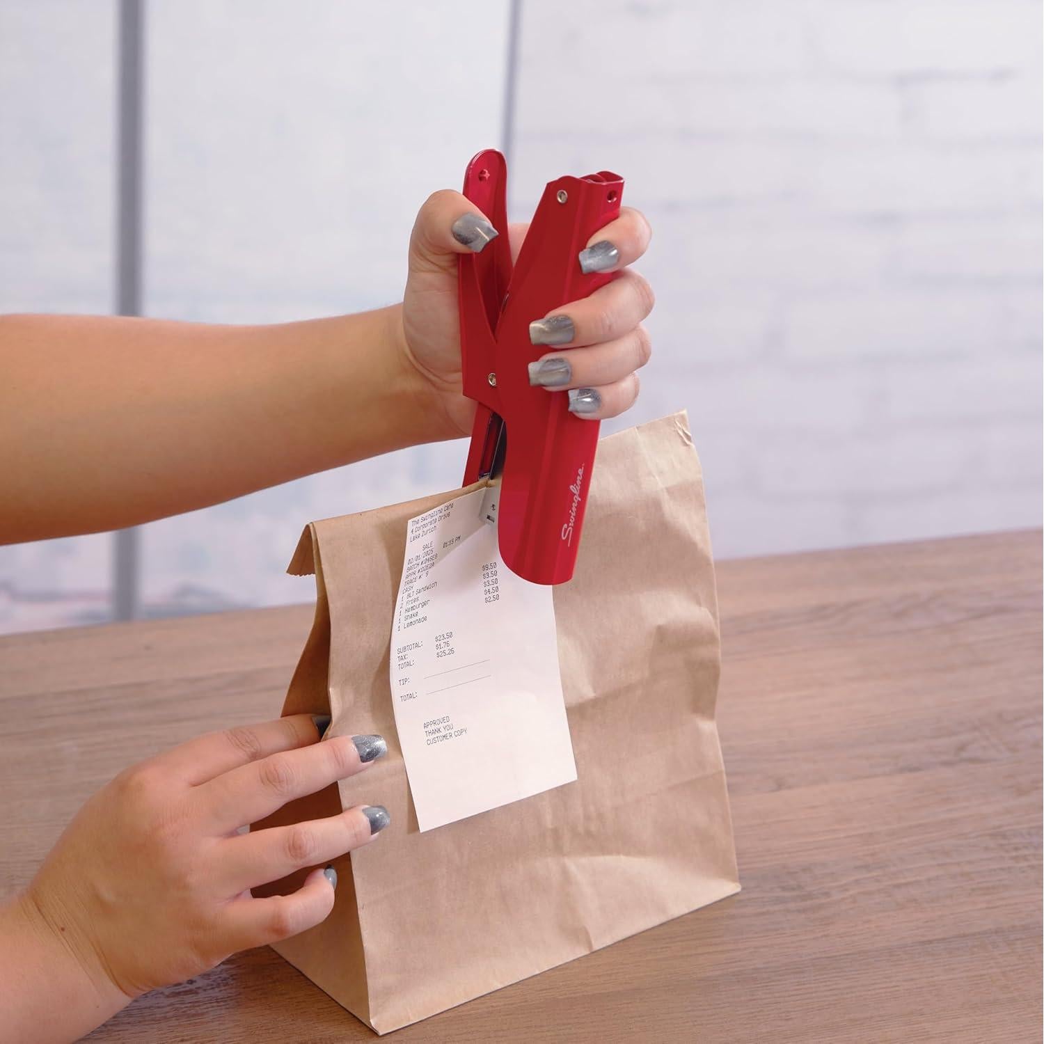 Grapadora de Mano Swingline Rojo Río Metal 25 Hojas Sin Atascos