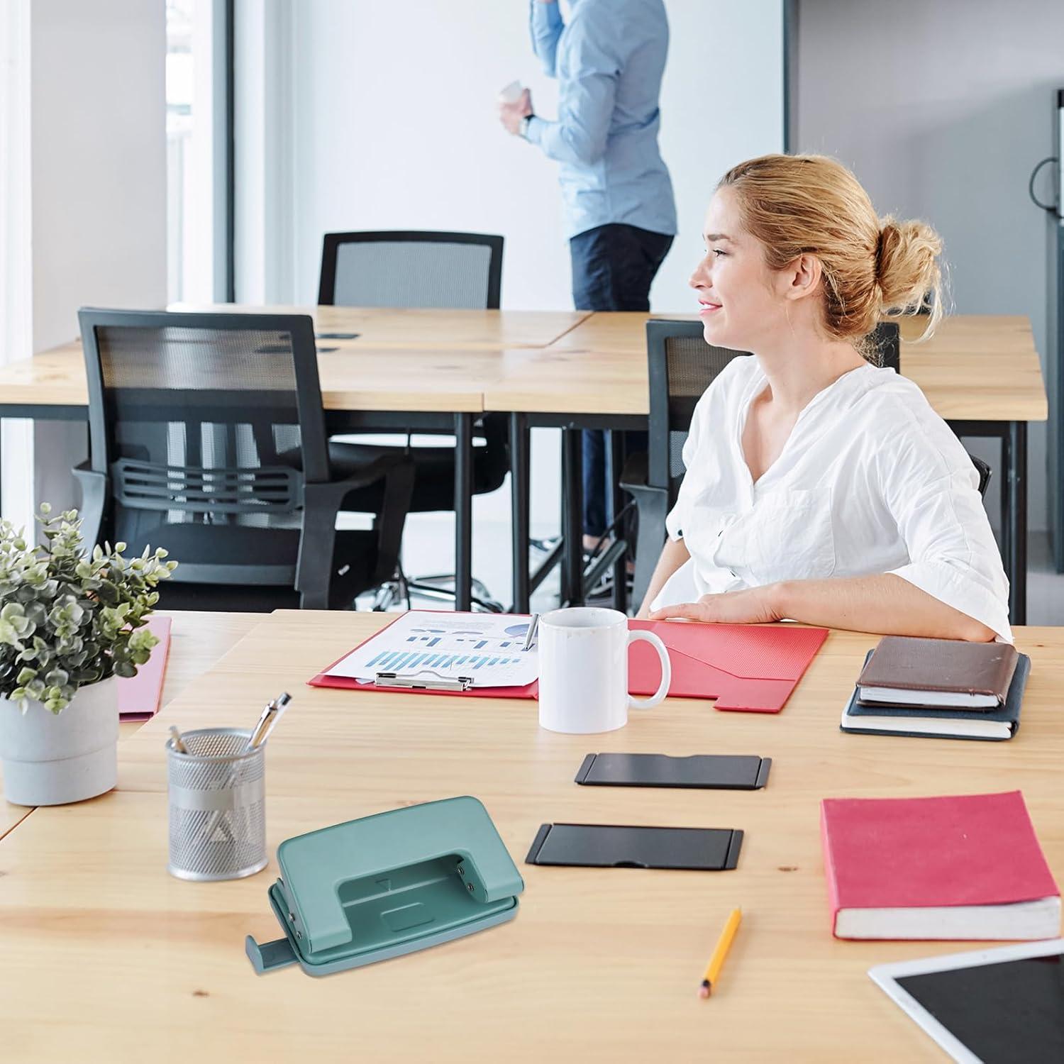 Perforadora de 2 Agujeros Jeqqinuz Verde para Carpeta - 10 Hojas