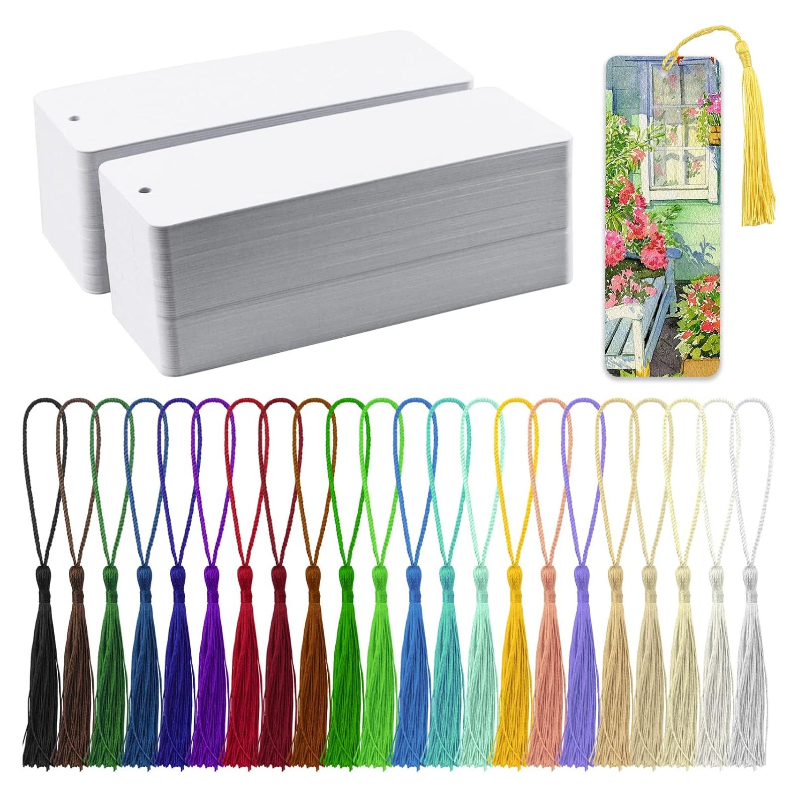 Kit de Marcadores Blancos Bercoor 240 Pcs con Borlas Coloridas