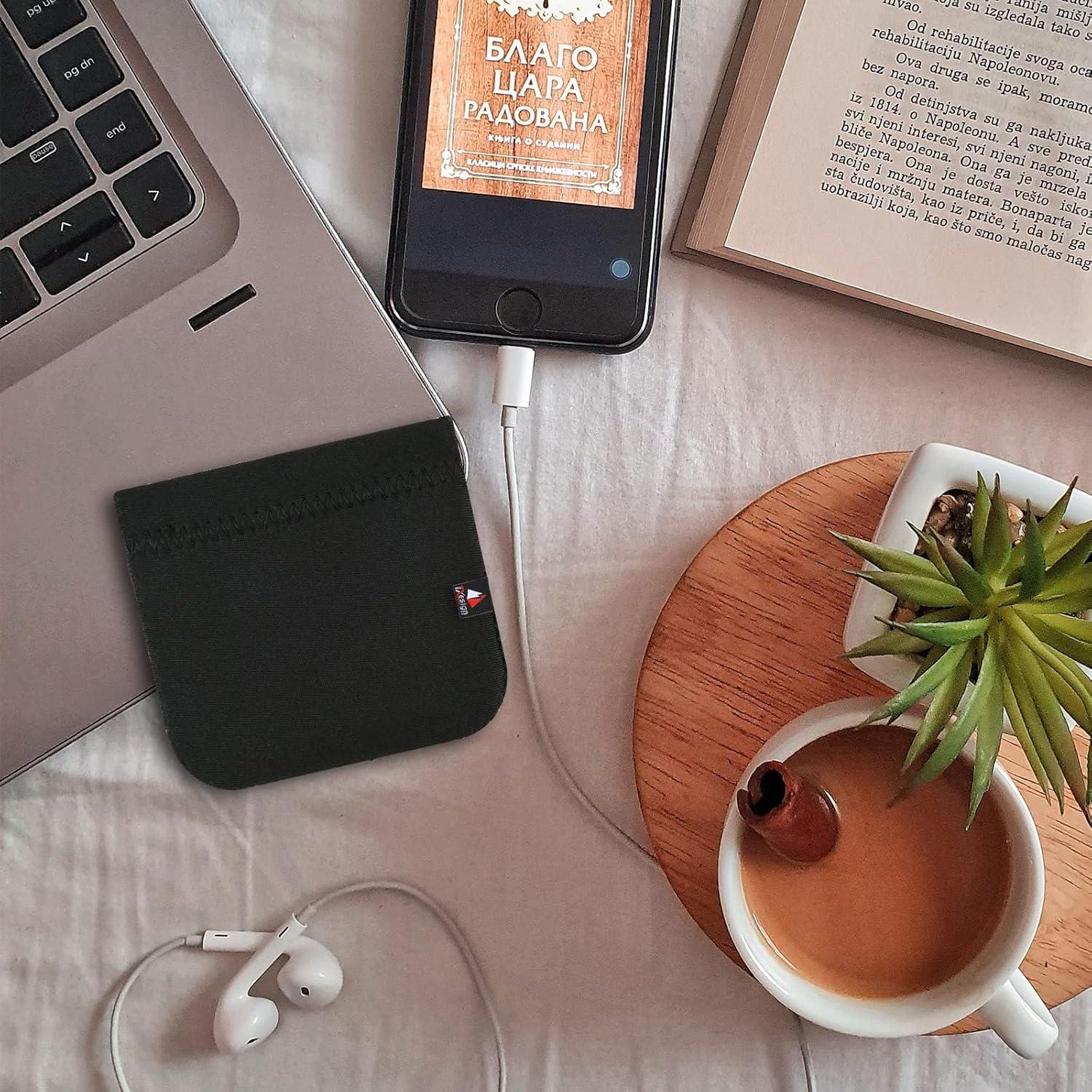 Estuche de neopreno Lightning Power para auriculares 10x10 cm