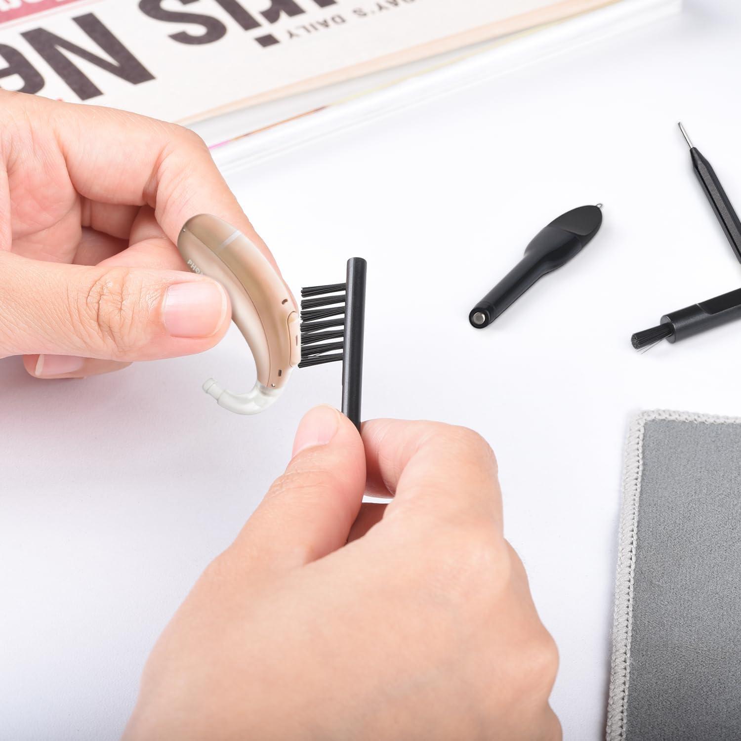 Kit de Limpieza de Audífonos ARRITZ 11pcs con Estuche