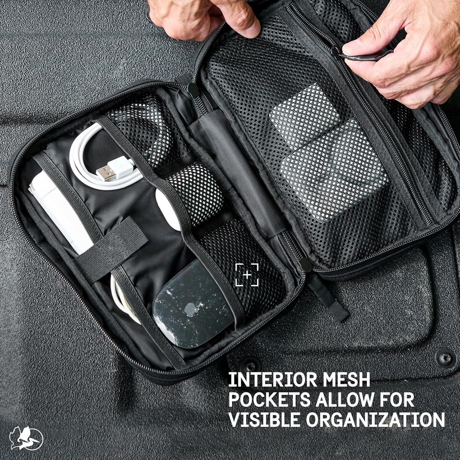 Organizador de Tecnología Pelican Traveler - Bolsa Negra 24.5x17cm