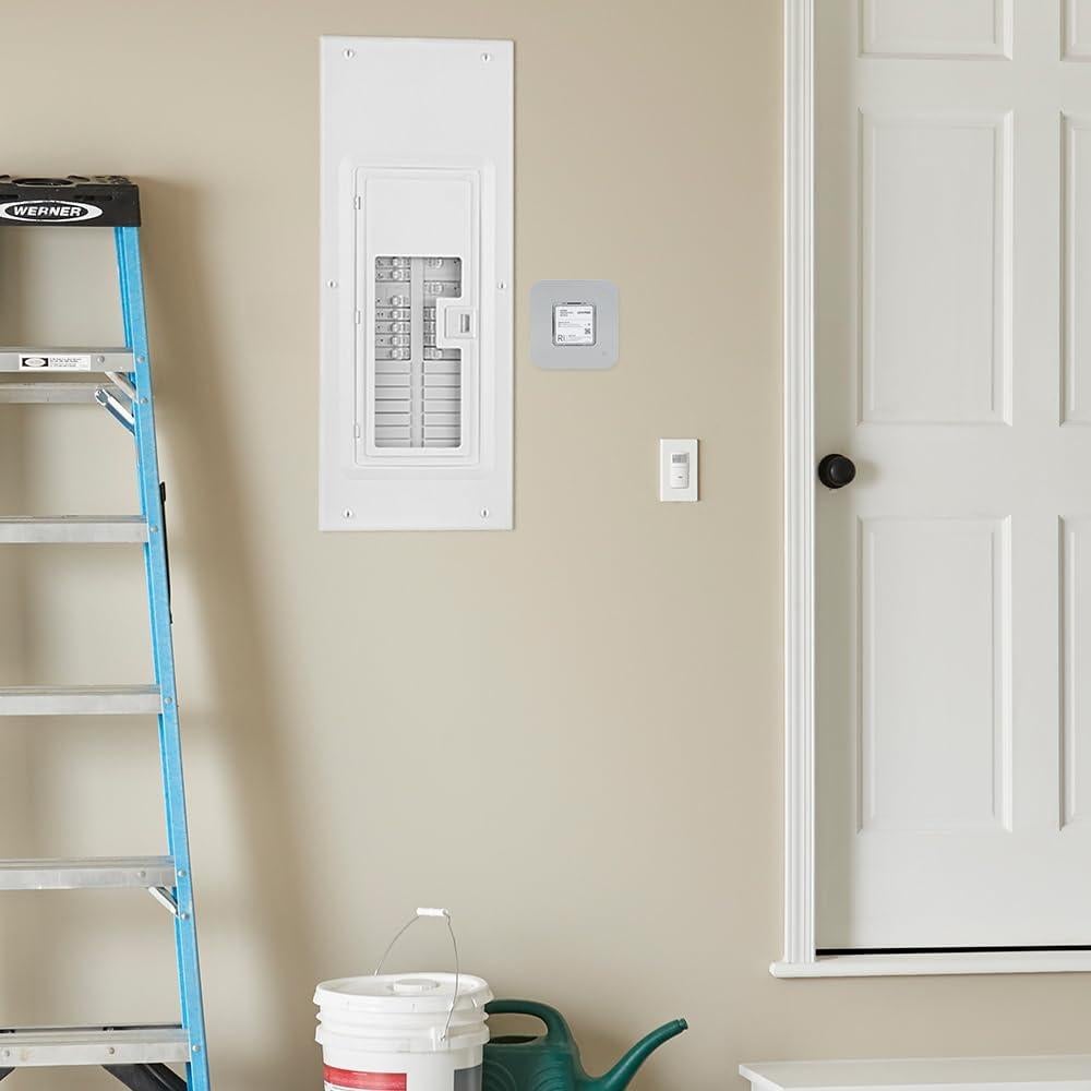 Panel de Protección contra Sobretensiones Leviton R2120-B 36kA