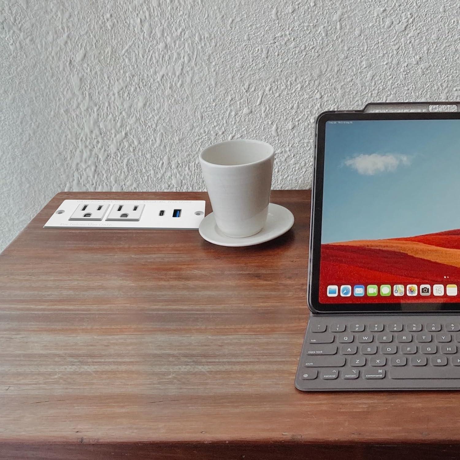 Regleta de Energía Empotrada 4 en 1 4 LEAF USB C 20W