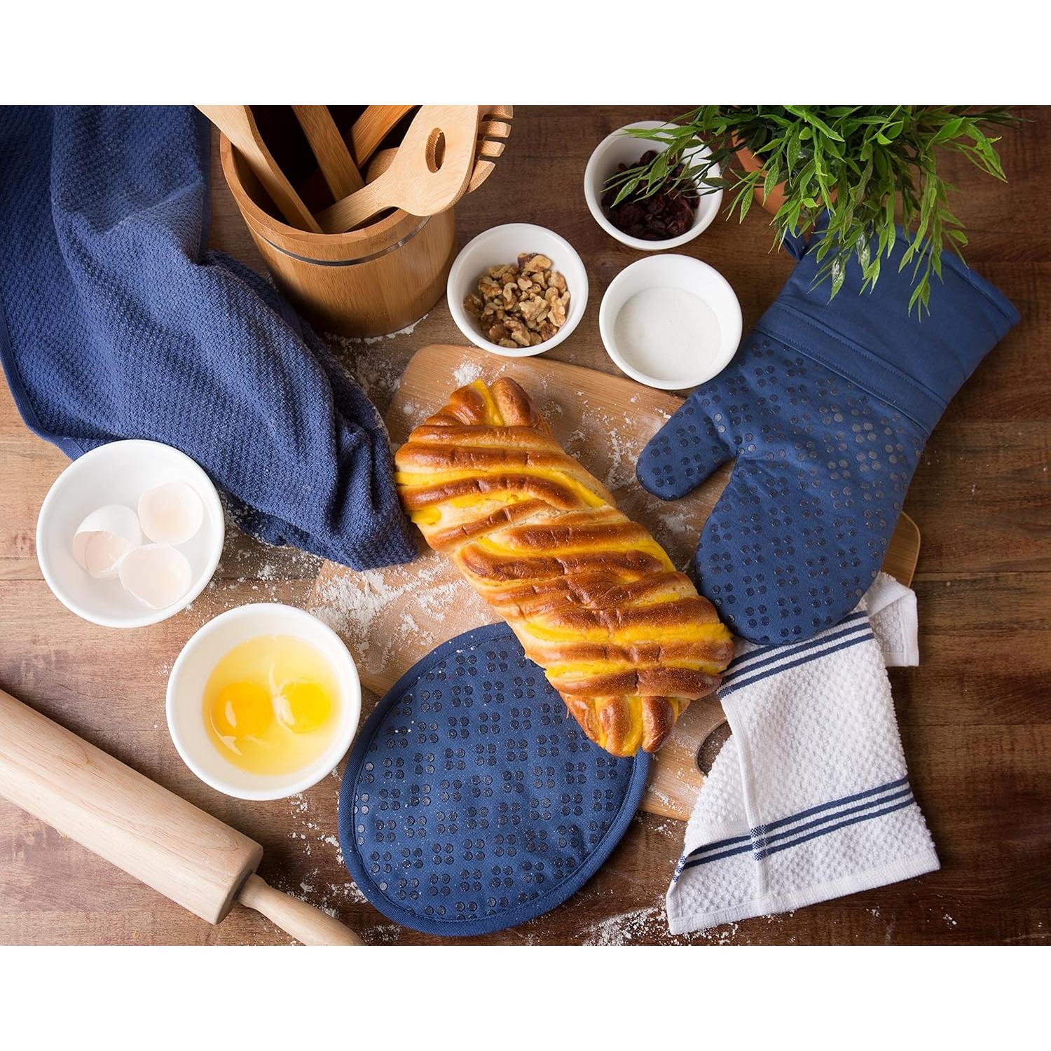 Juego de Manoplas y Soportes para Ollas Sticky Toffee 3 Piezas