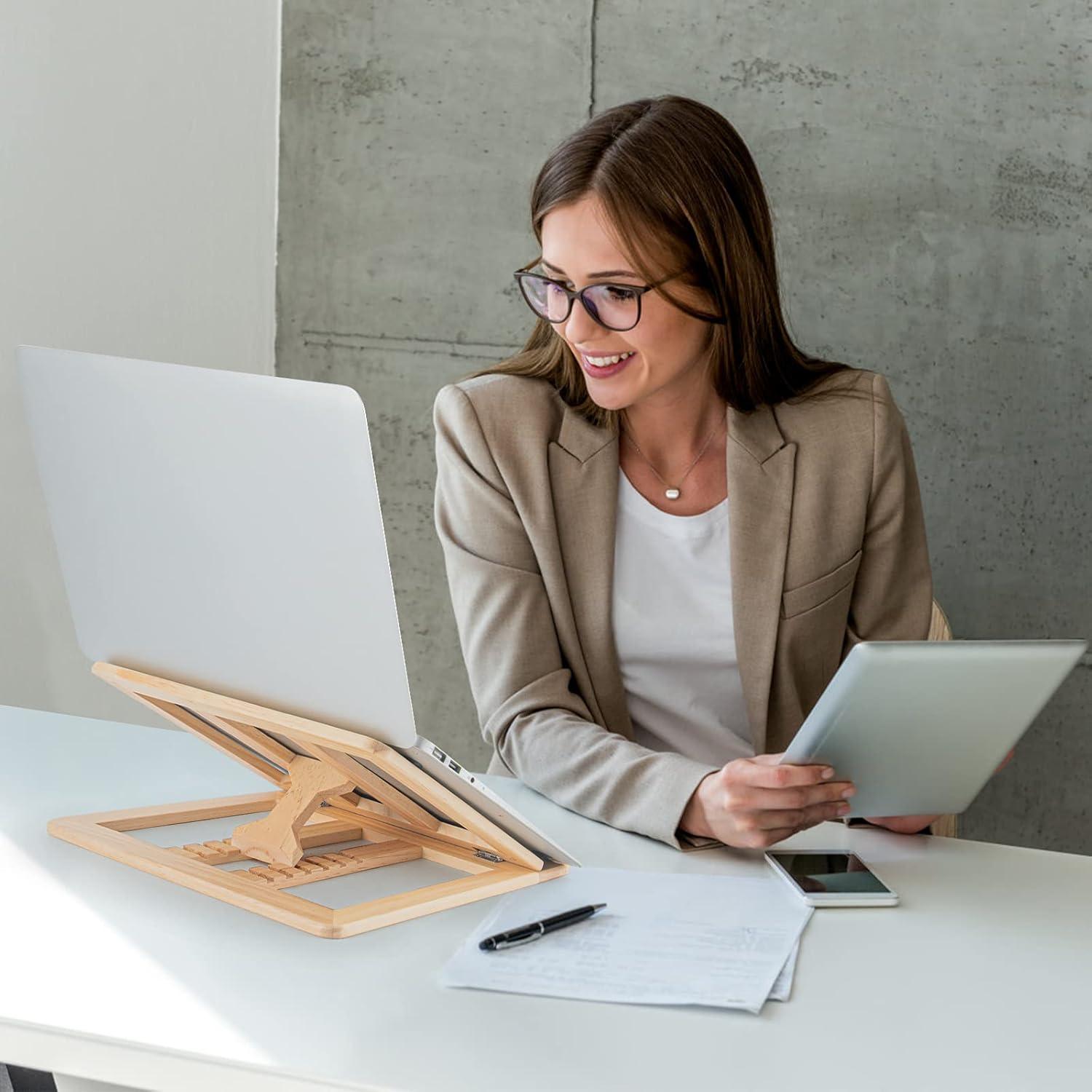 Soporte de Laptop Plegable Skoioje Madera Natural Ajustable 10-15.6"