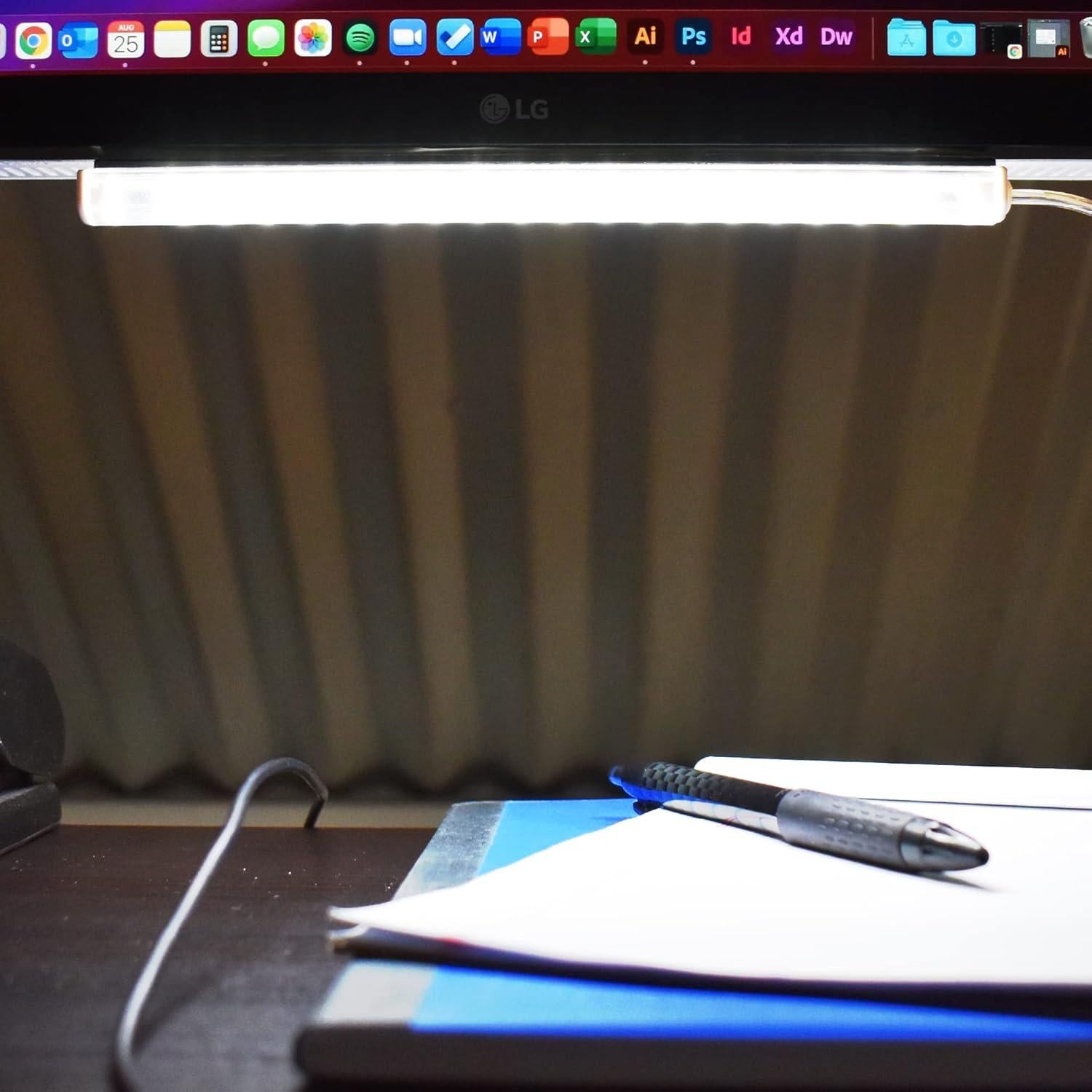 Barra de Luz LED USB CLEANLIFE 20.32 cm Luz del Día 5W