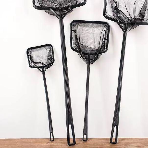 Red de Acuario Pequeña 9.5 cm y 14 cm con Mango Plástico Negro