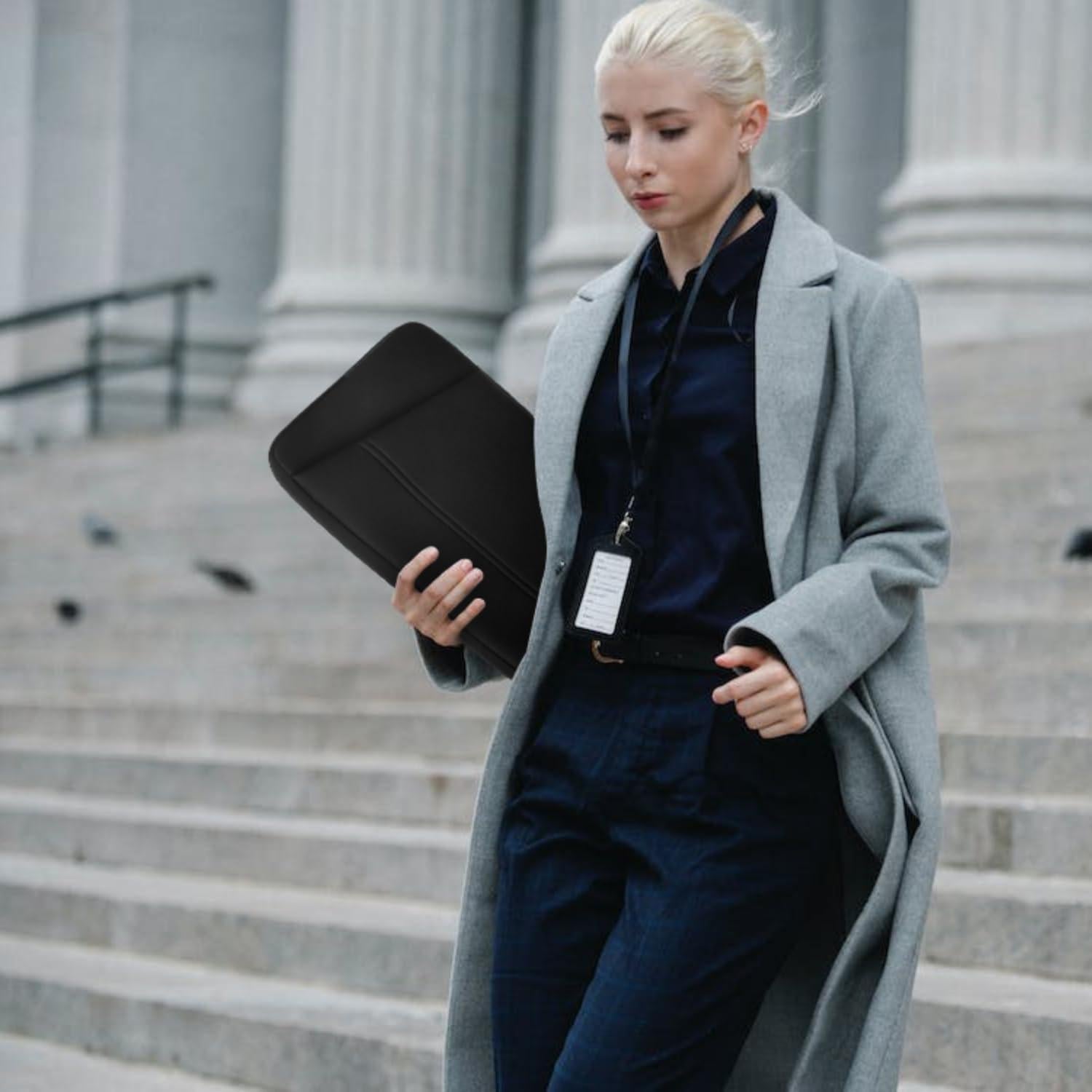 Funda para Laptop TEDNETGO 15.6" Resistente y Ligera Negra