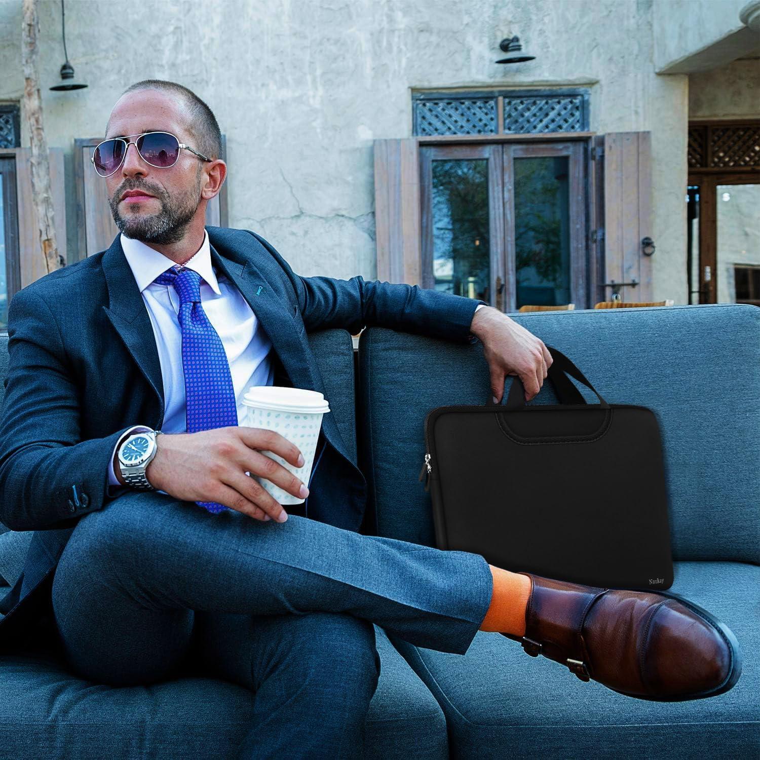 Bolsa de Manga para Laptop Naukay 15.6" Negra con Bolsillos