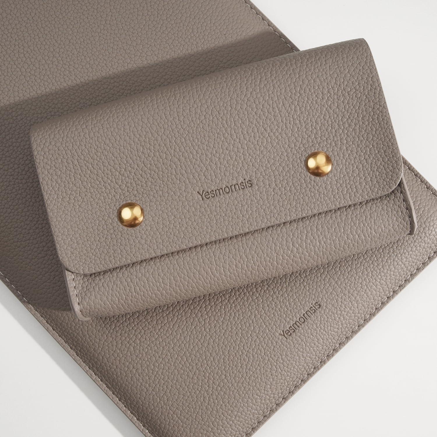 Funda de Laptop Yesmornsis de Cuero PU 16" y 15" Color Camel