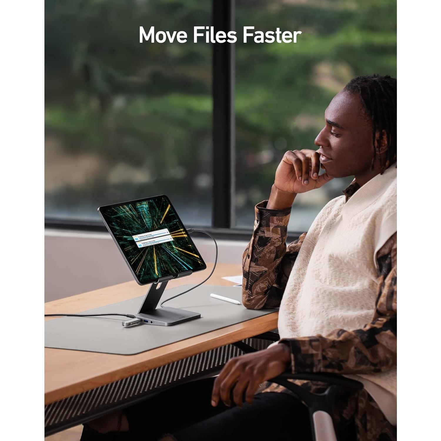 Hub USB-C Anker 551 (8-en-1) con HDMI 4K y Soporte Plegable