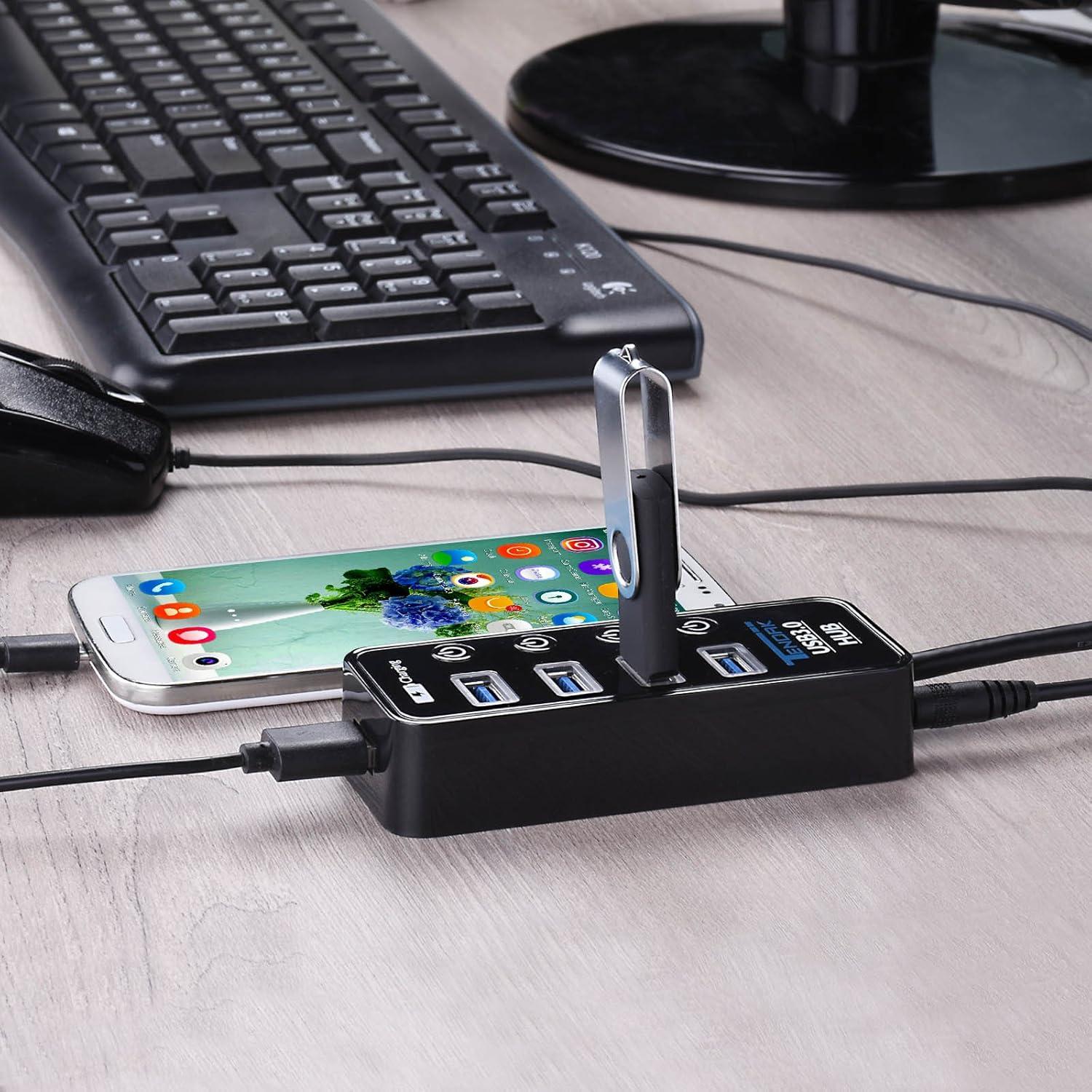 Hub USB 3.0 Tendak CP-029-BK con 4 puertos y carga