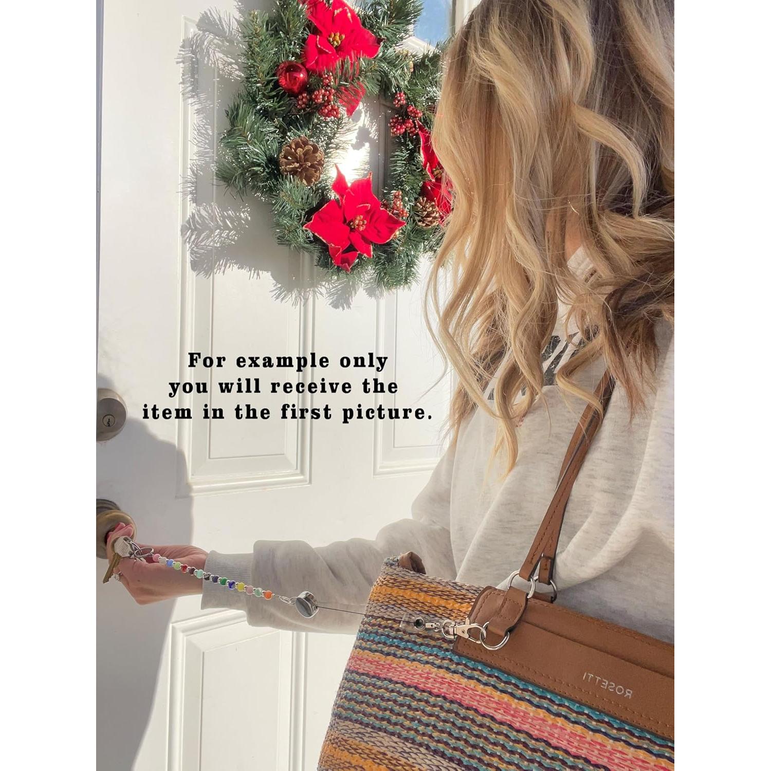 Porta Llaves de Perlas Hidden Hollow 30.48 cm Correa de Mano