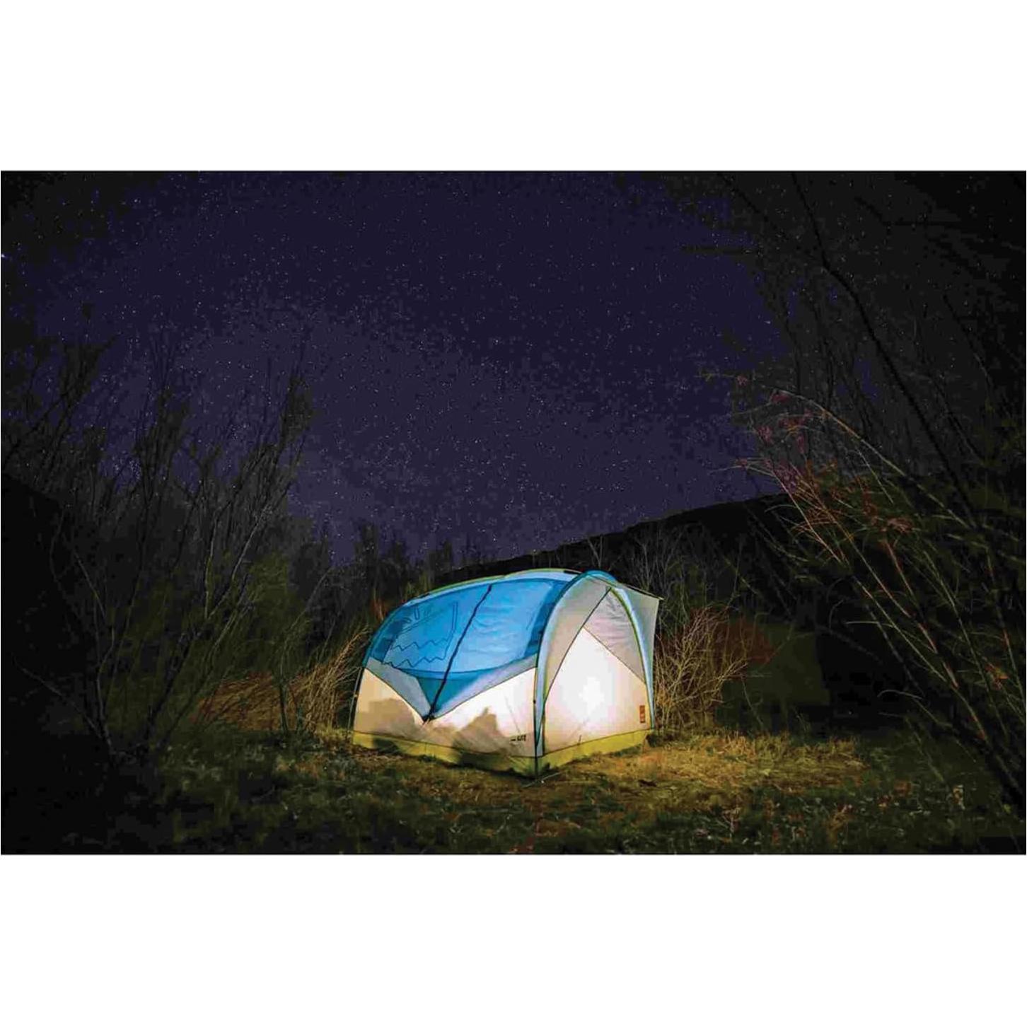 Luz LED Impermeable UST See-Me 1.0 para Emergencias y Camping