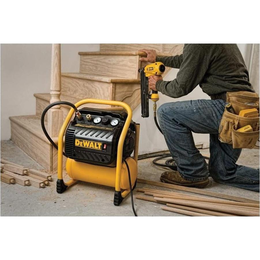 Compresor de Aire DEWALT DWFP55130, 2.5 Galones, 200 PSI