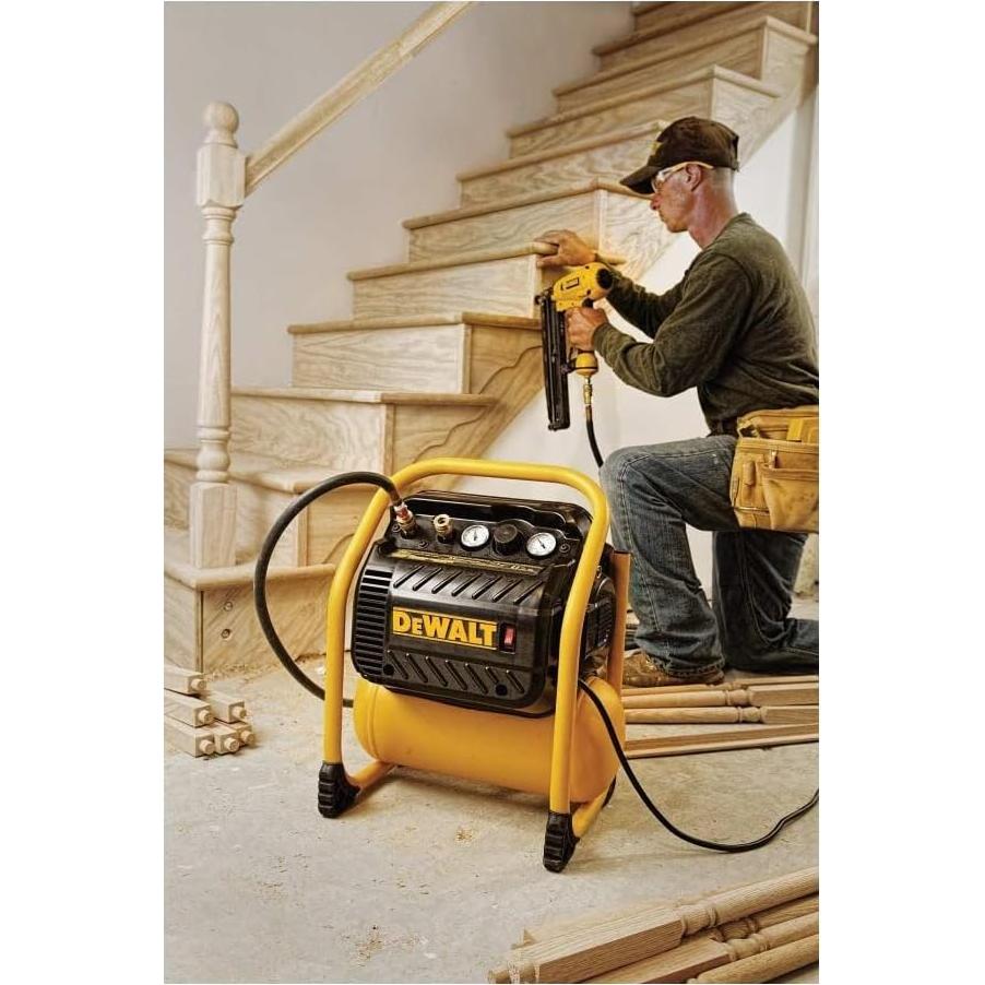 Compresor de Aire DEWALT DWFP55130, 2.5 Galones, 200 PSI
