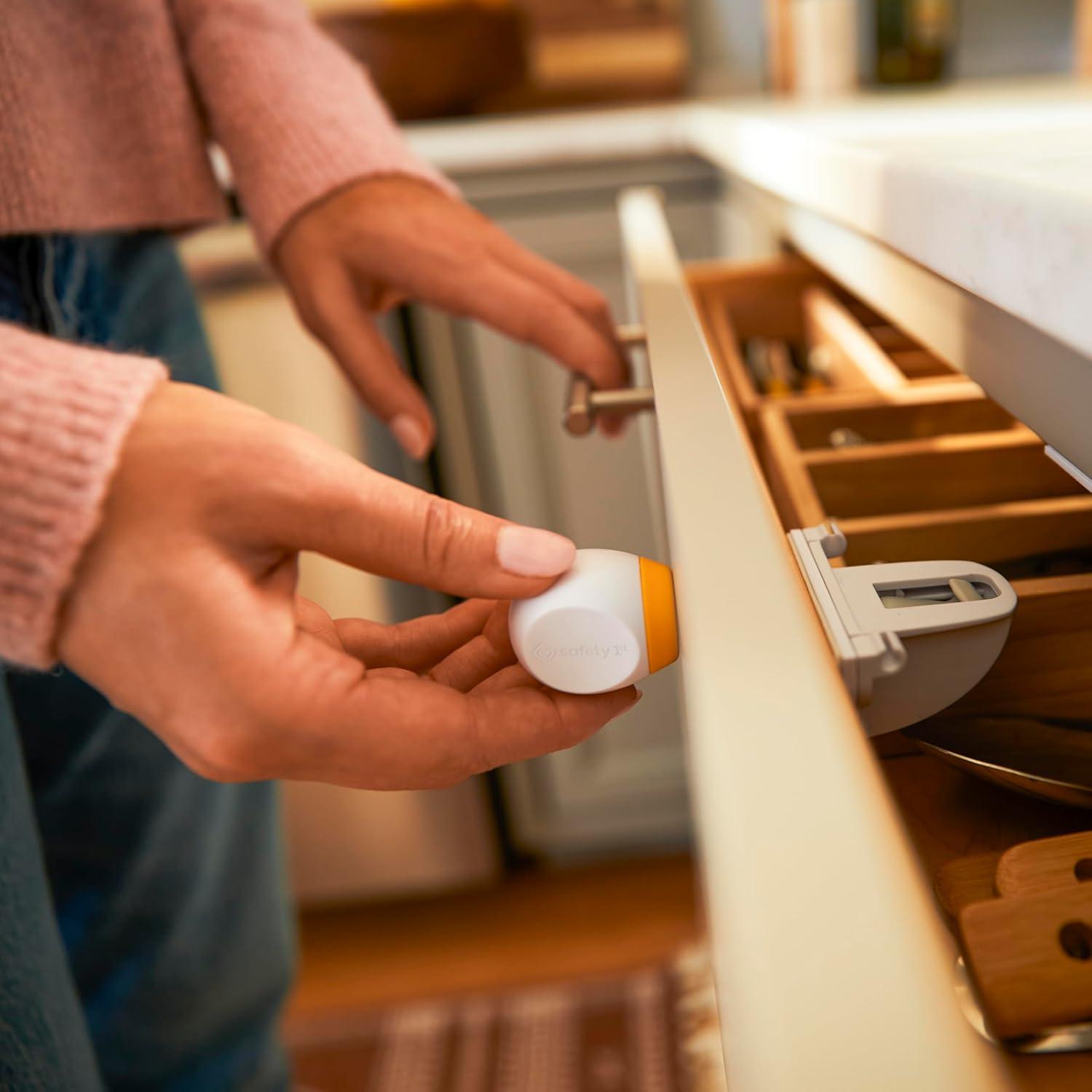 Candados Magnéticos Adhesivos Safety 1st - 2 Unidades + Llave