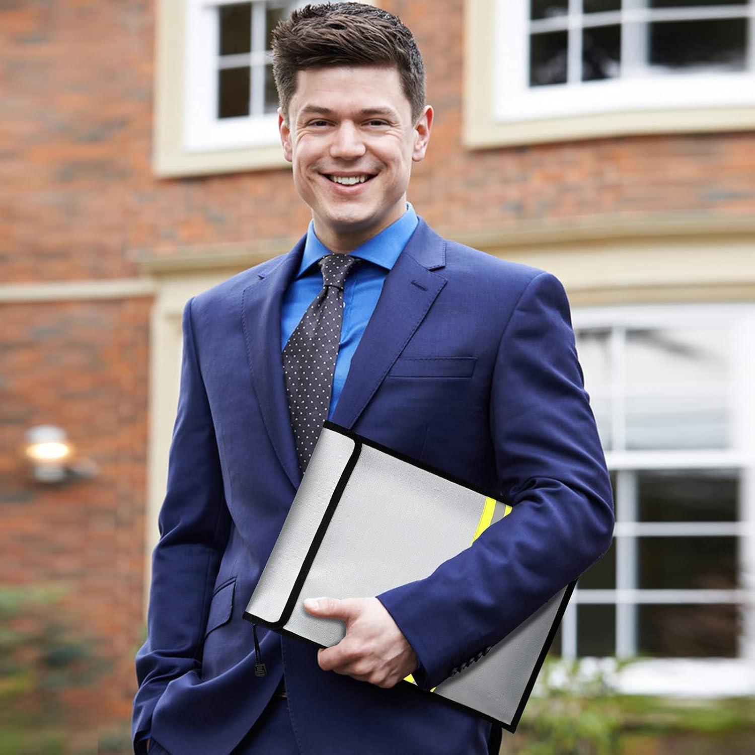 Bolsa a Prueba de Fuego y Agua FunOwlet 38.1x27.9cm Gris