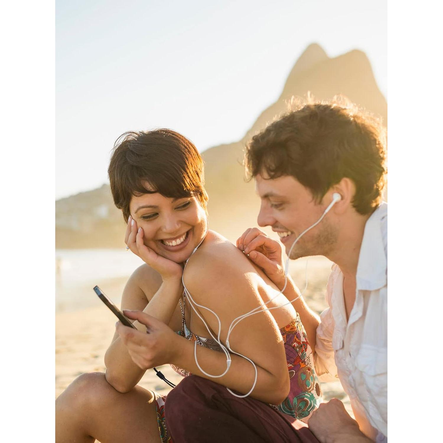 Divisor de Auriculares UGREEN 3.5mm 2 Hembras a 1 Macho