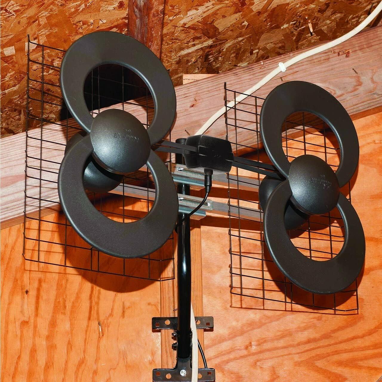 Antena de TV UHF Antenas Direct ClearStream 4 - 70+ km